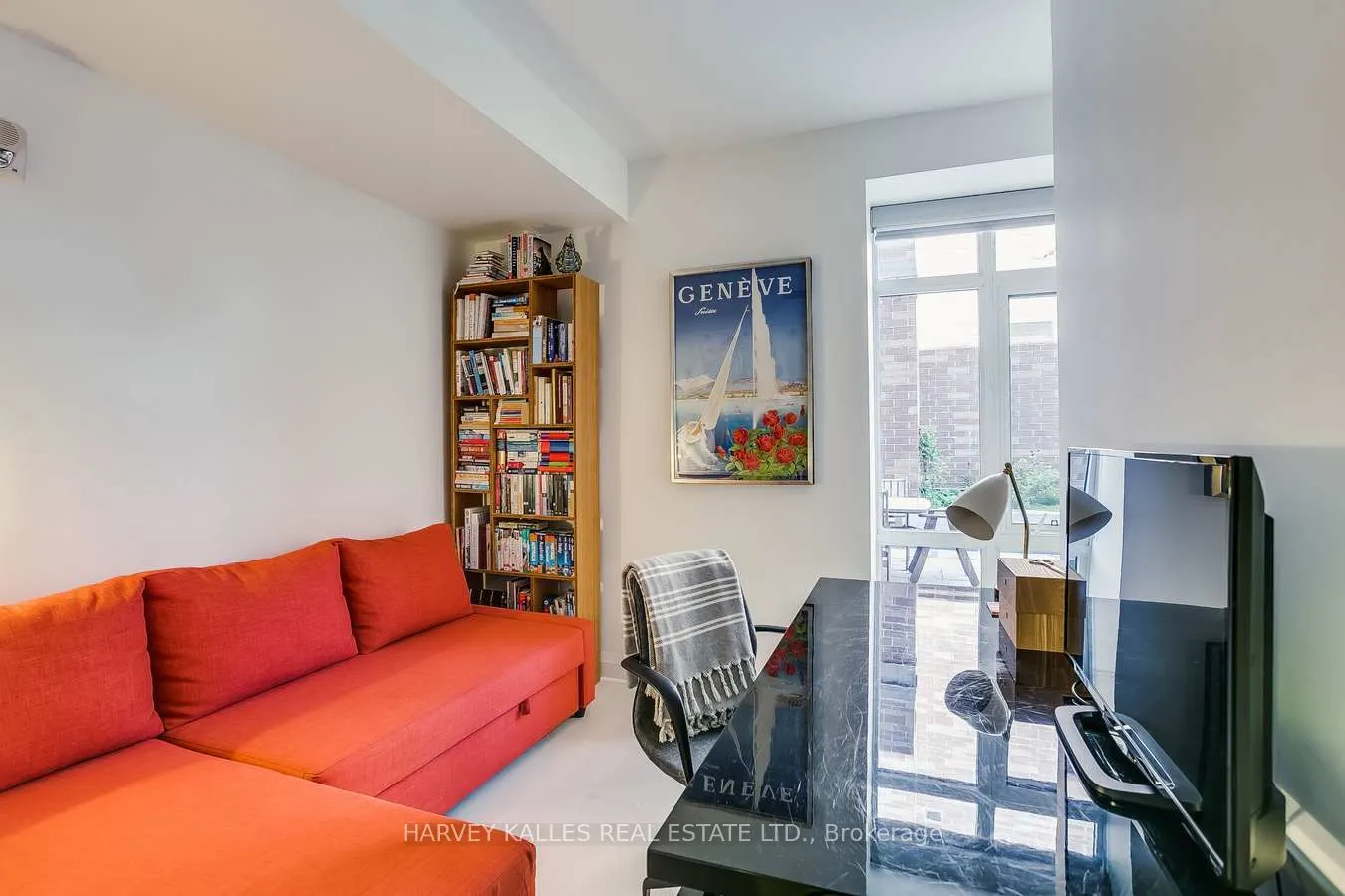 243 Perth Avenue, #C-105