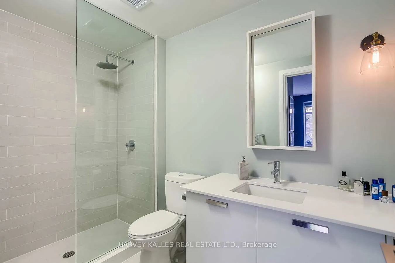 243 Perth Avenue, #C-105