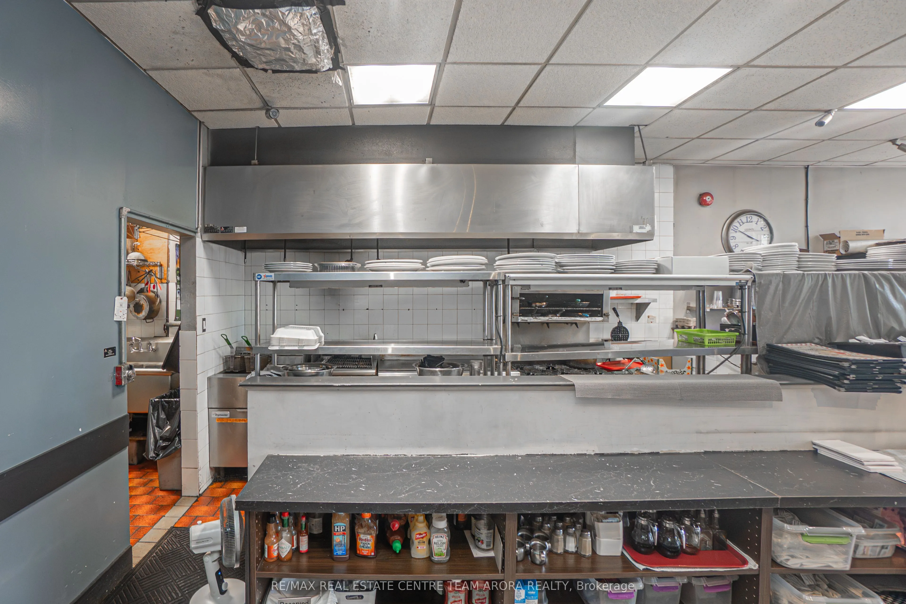360 Lakeshore Road W