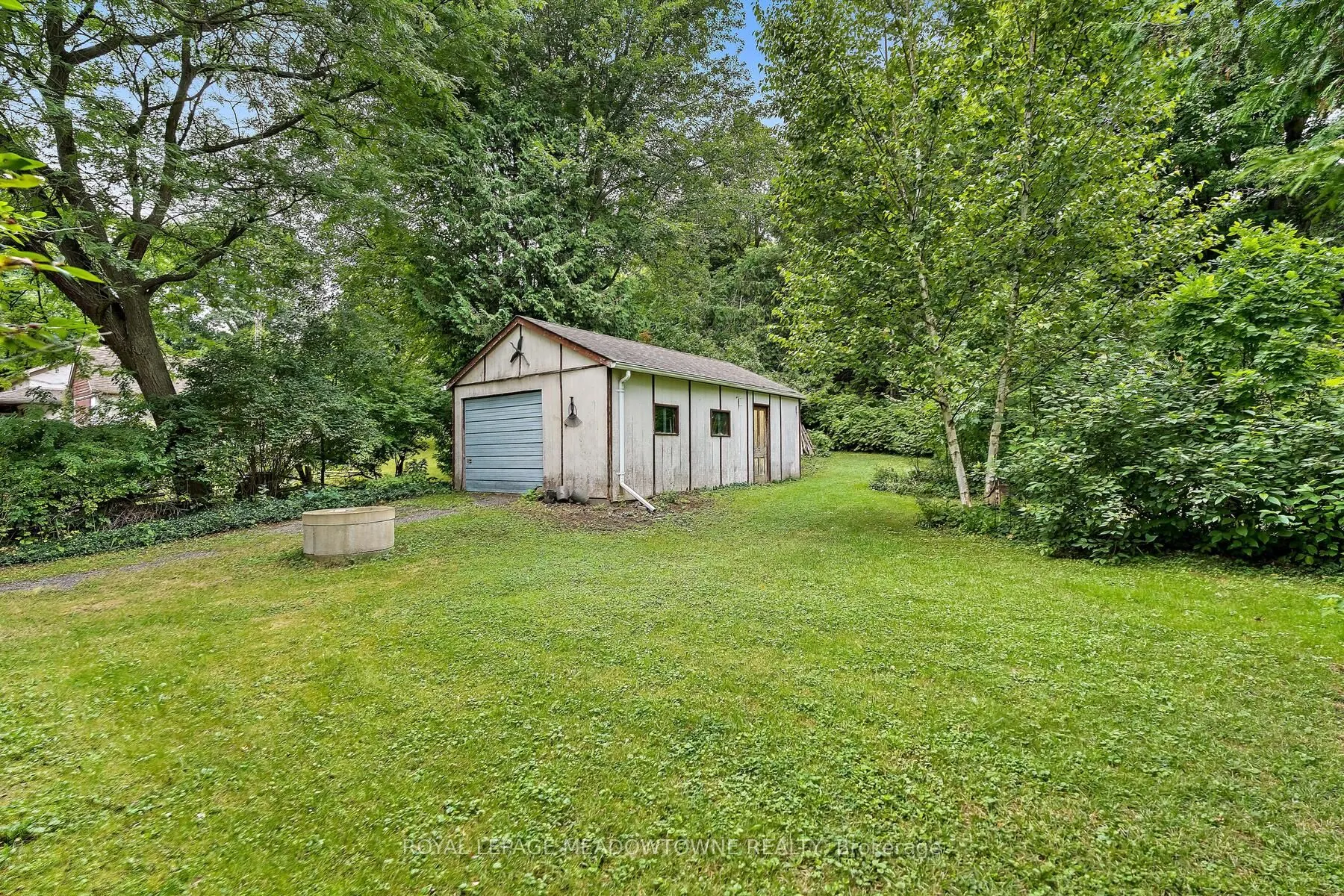 11369 22 Side Road
