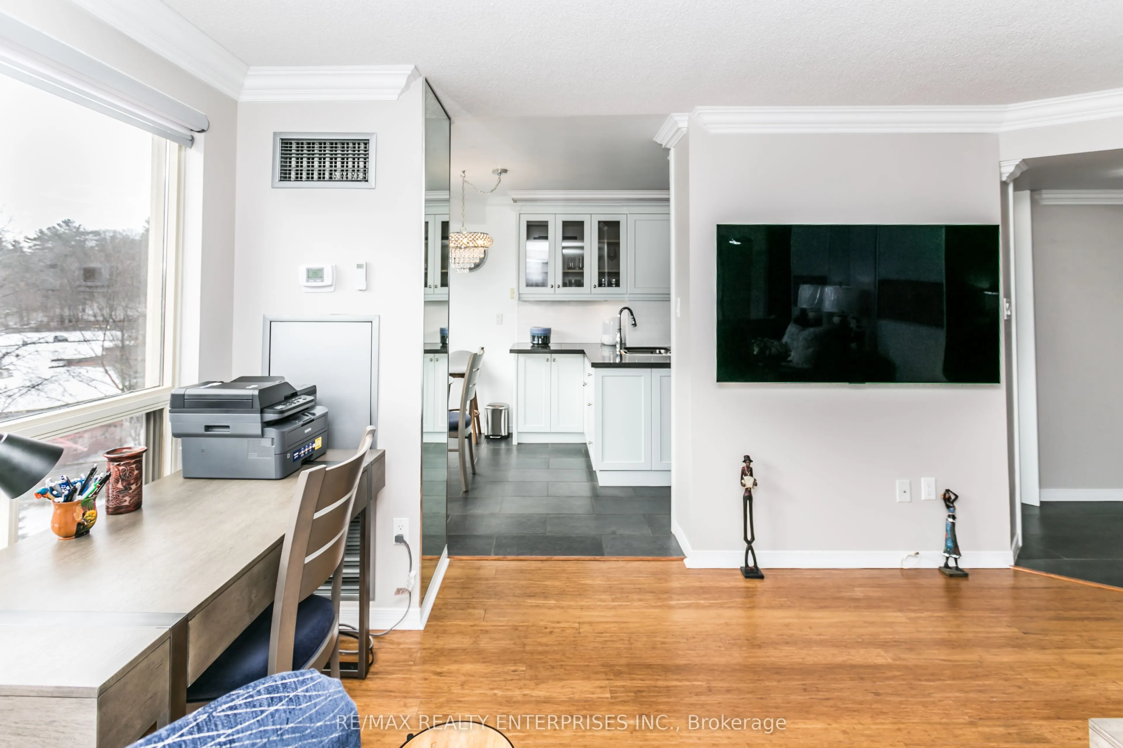 1700 The Collegeway, #402