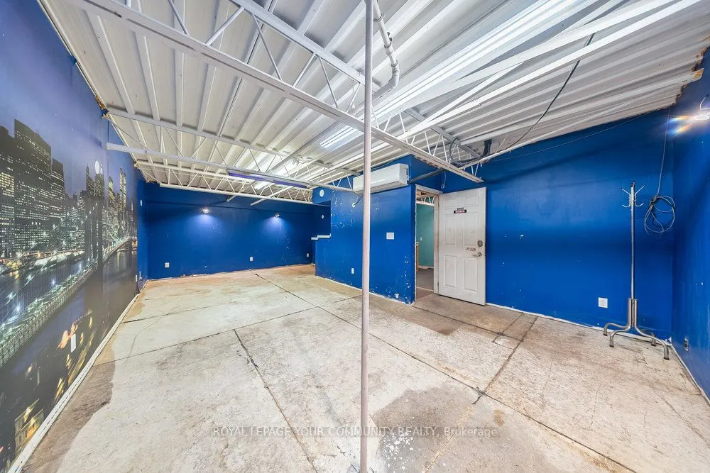 7171 Torbram Road, #C11