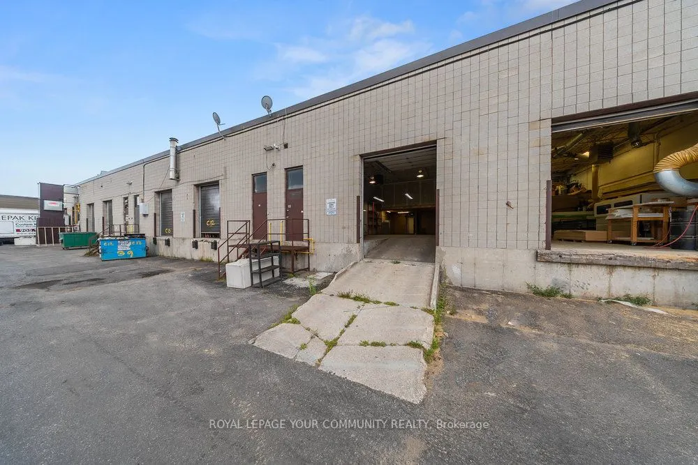 7171 Torbram Road, #C11