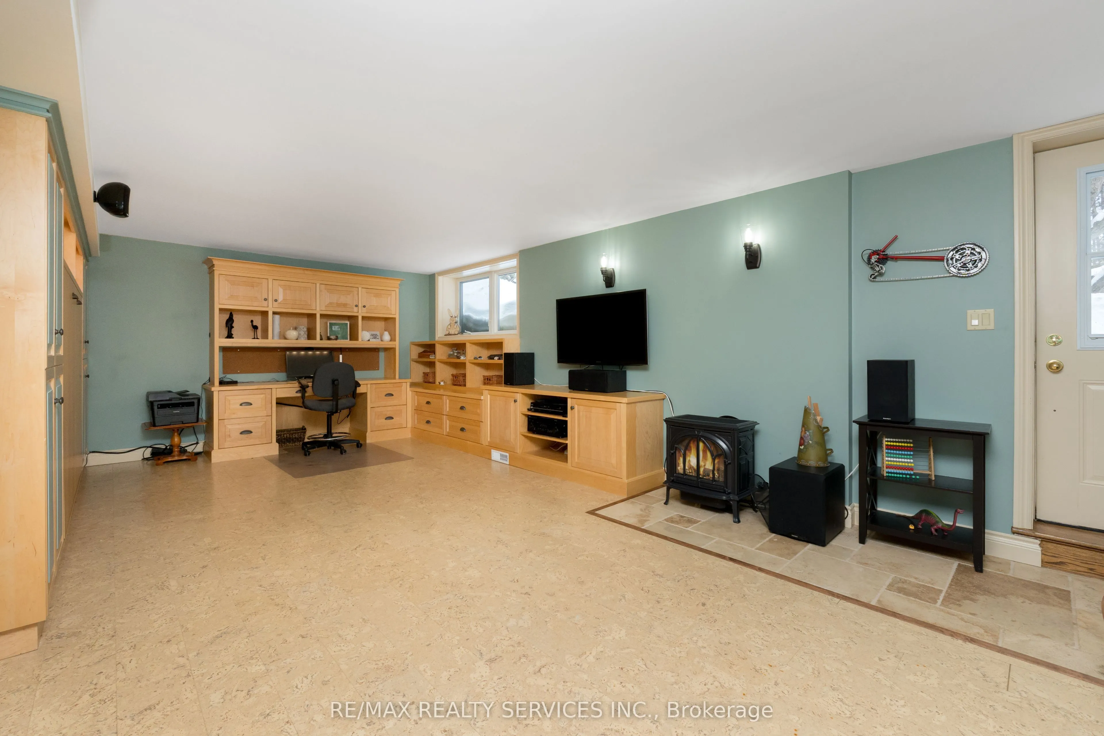 25 Orsi Road