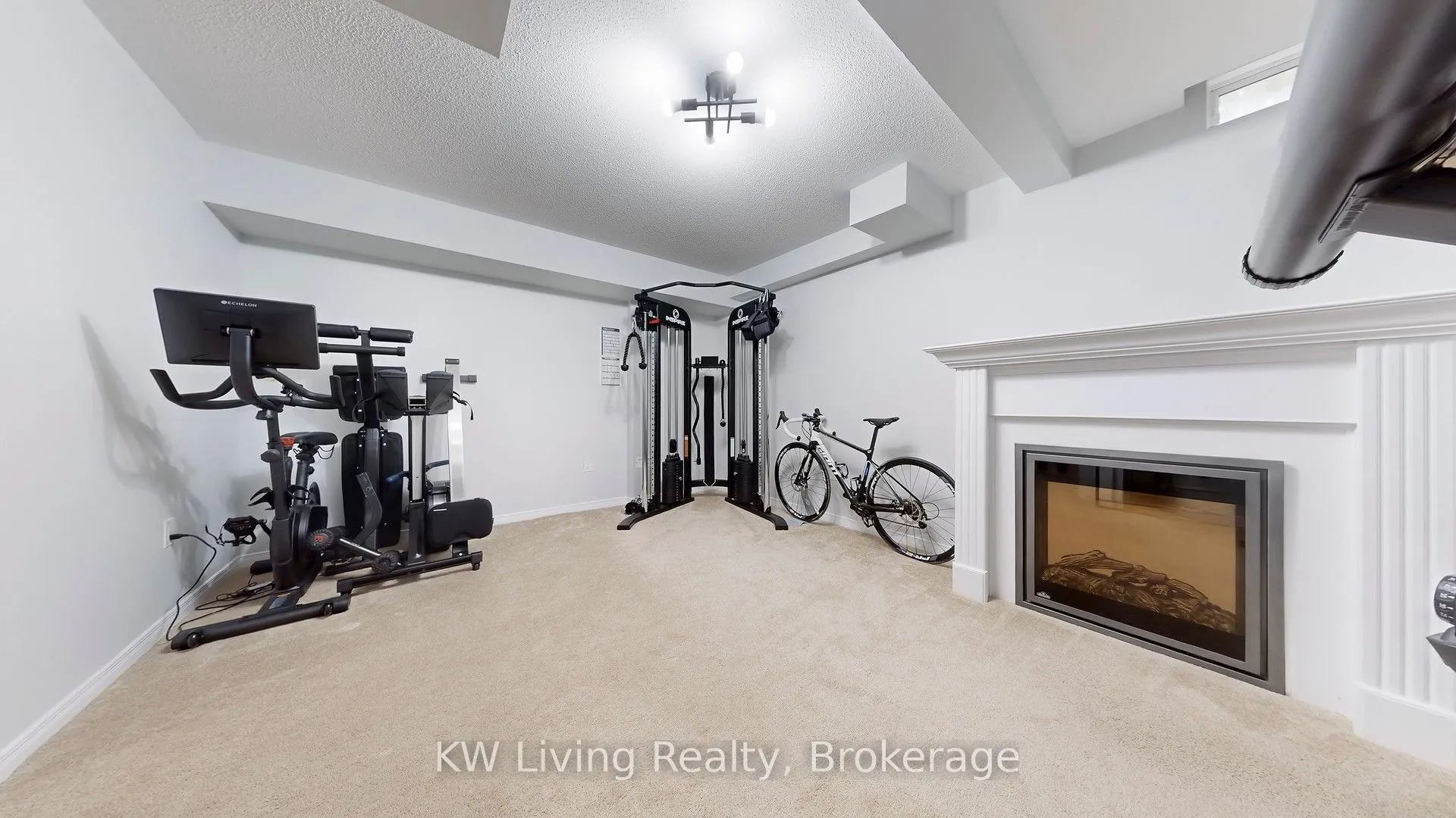 5172 Thornwood Drive