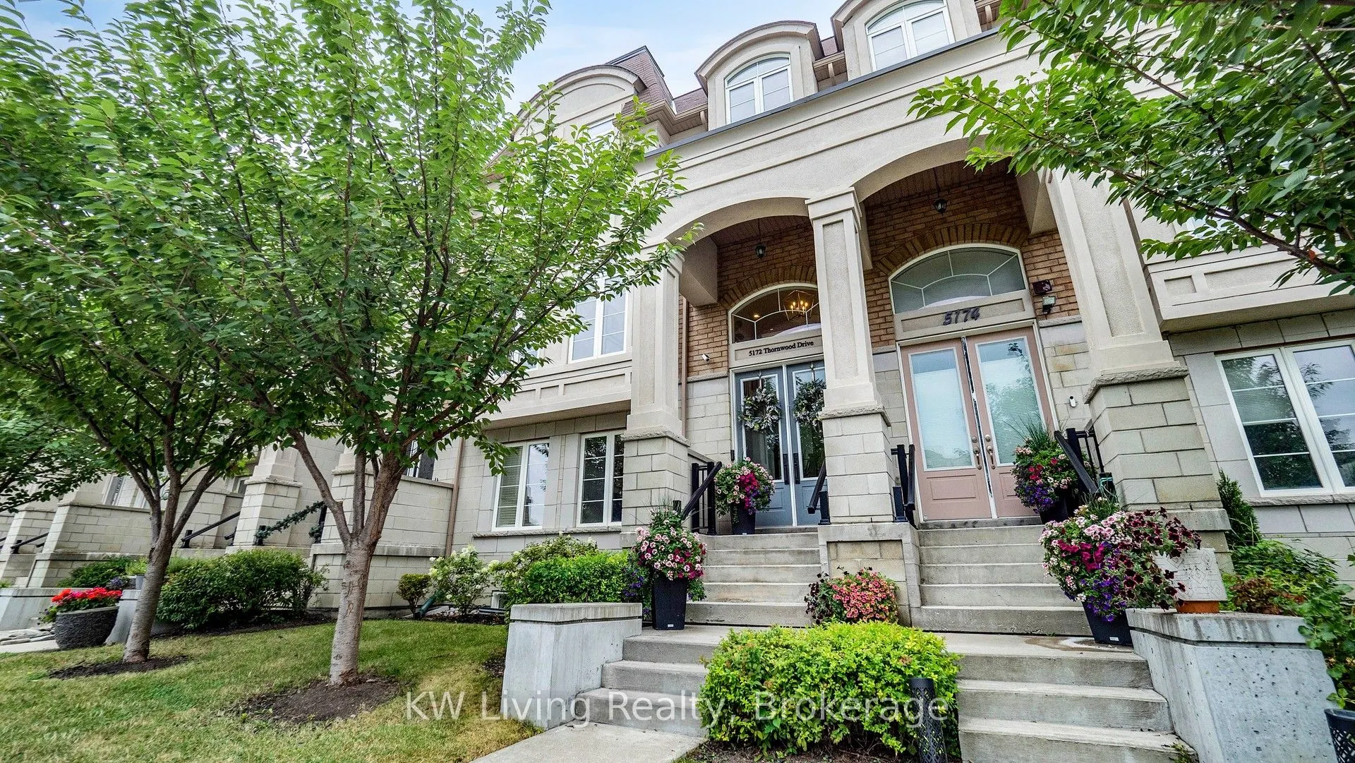 5172 Thornwood Drive