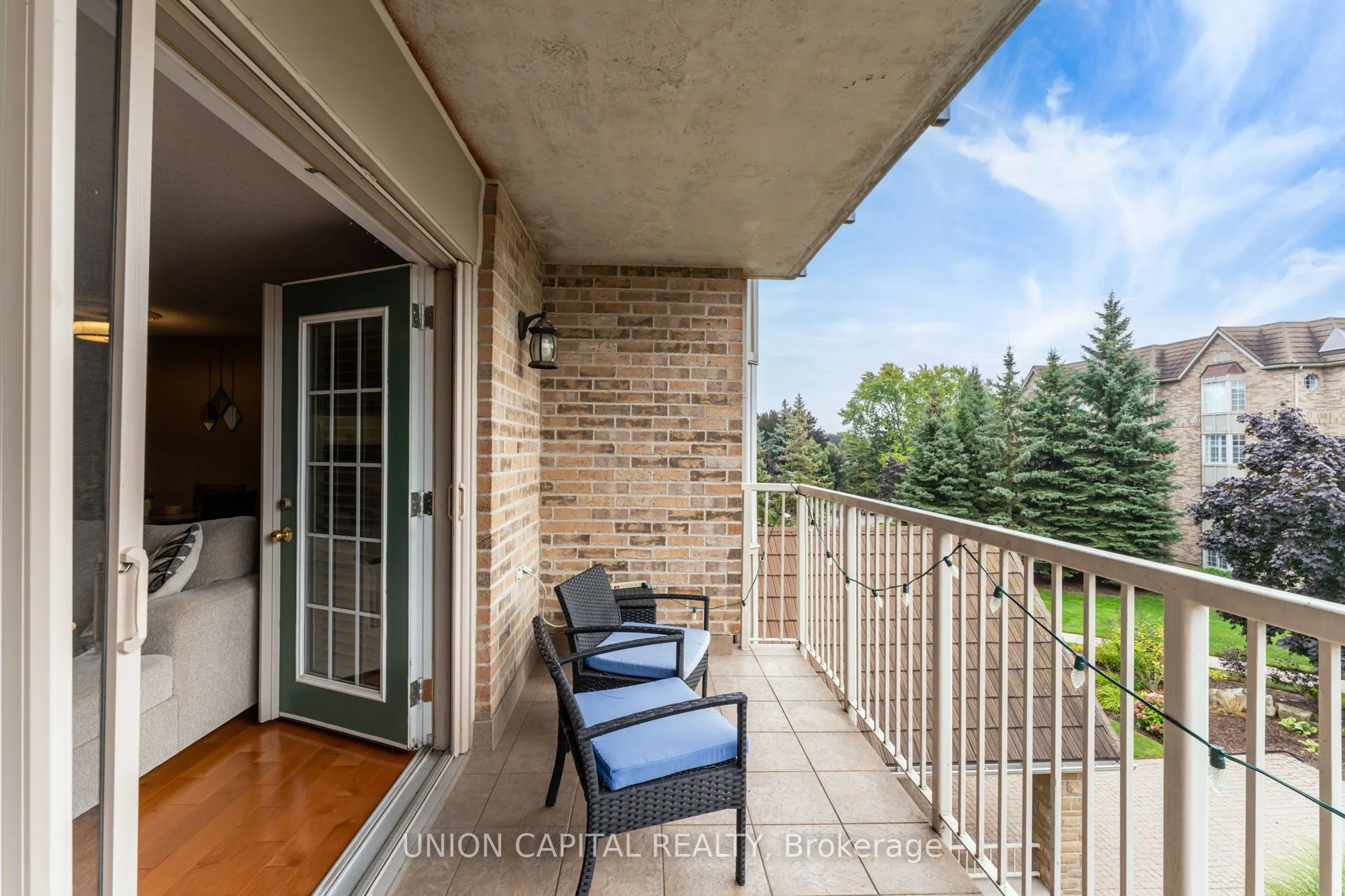 216 Plains Road W, #F304