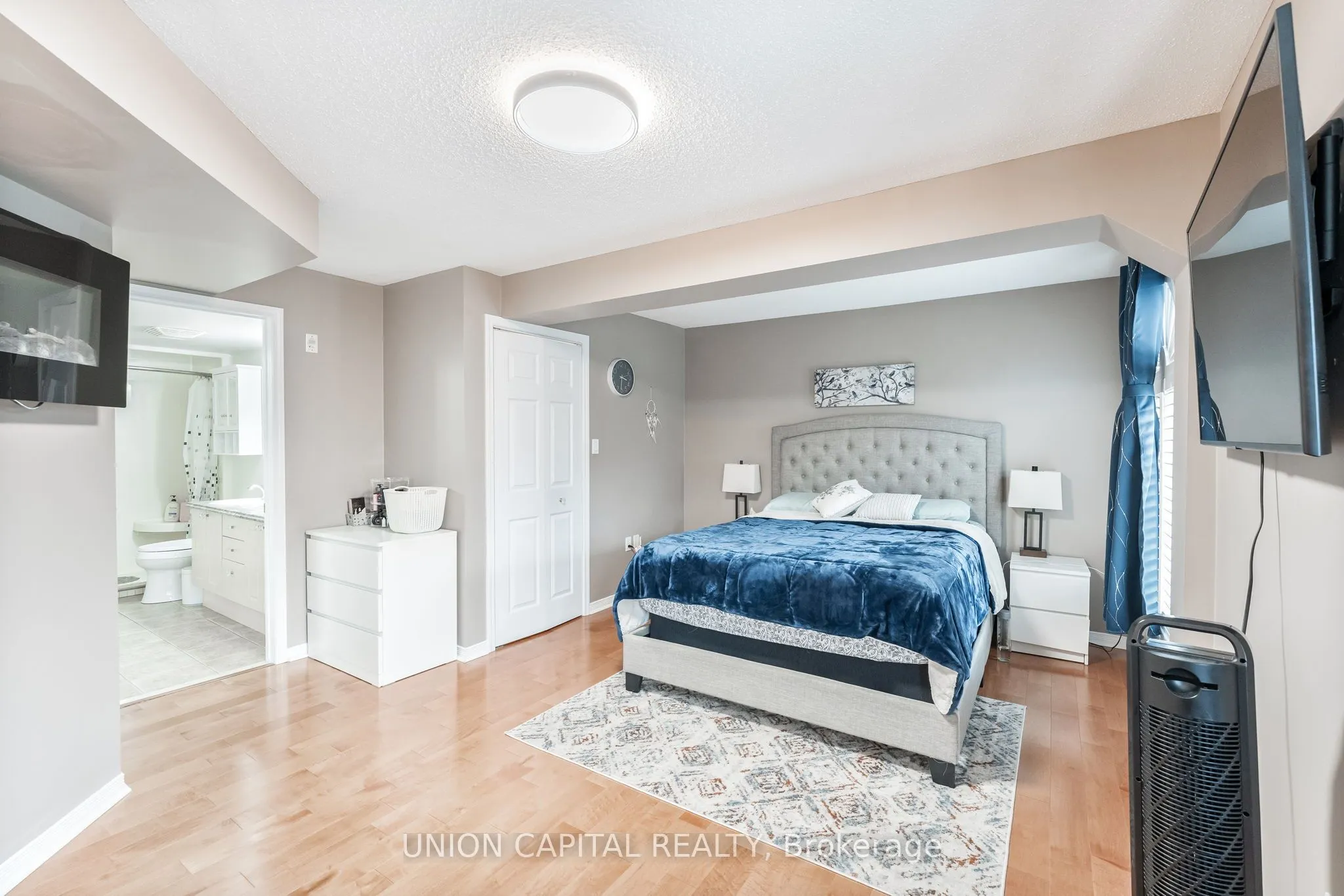 216 Plains Road W, #F304