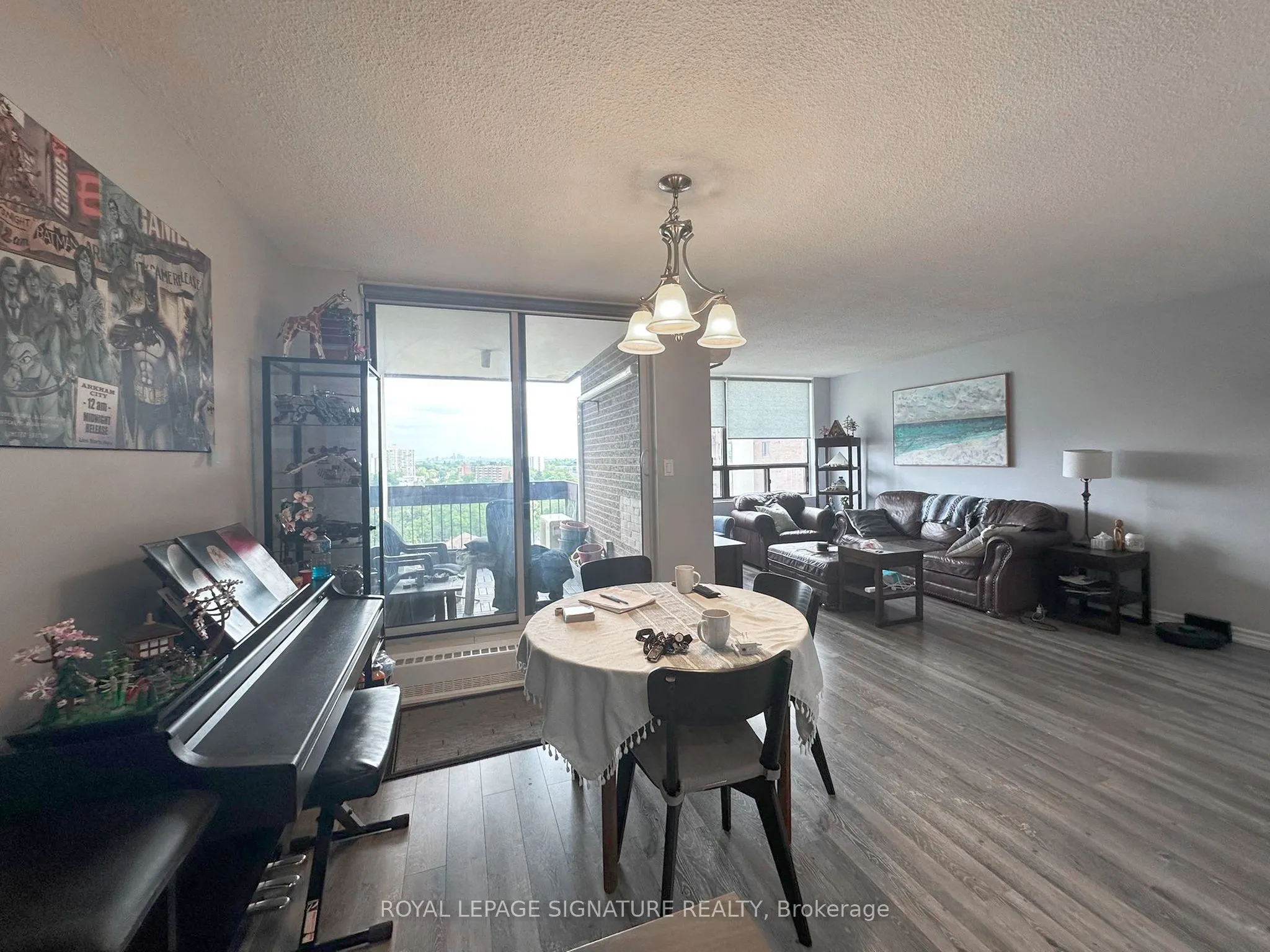 2556 Argyle Road, #1104