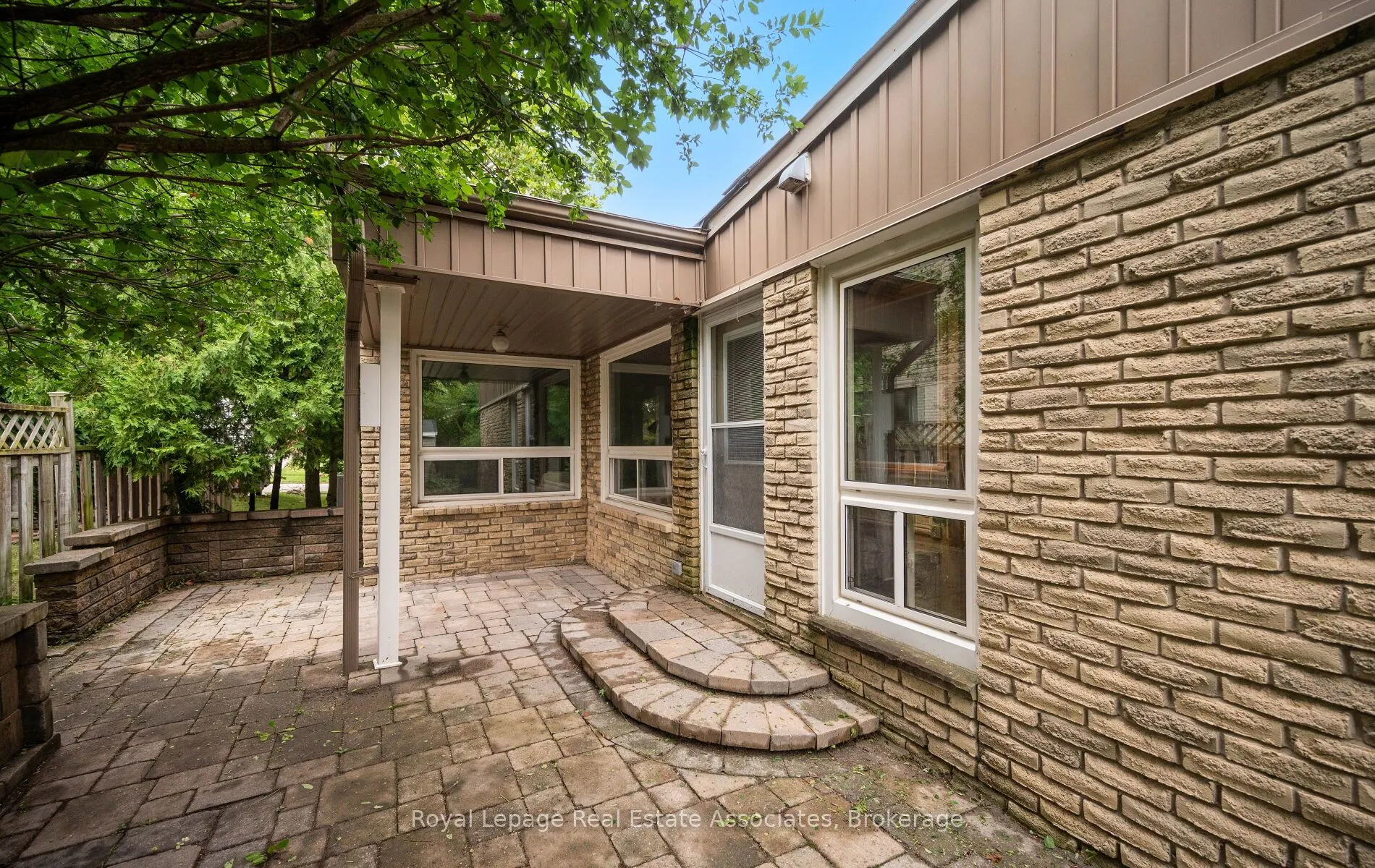 4 Dunray Court