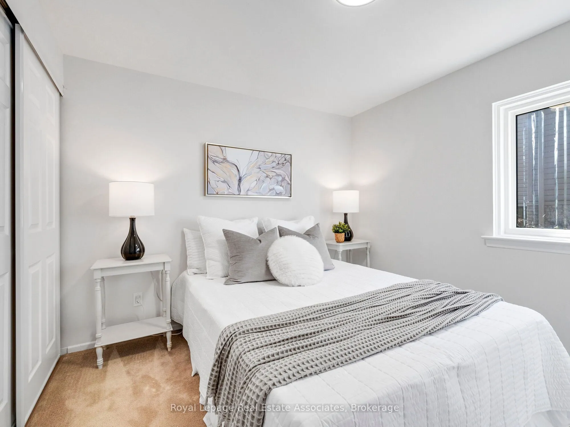 4 Dunray Court