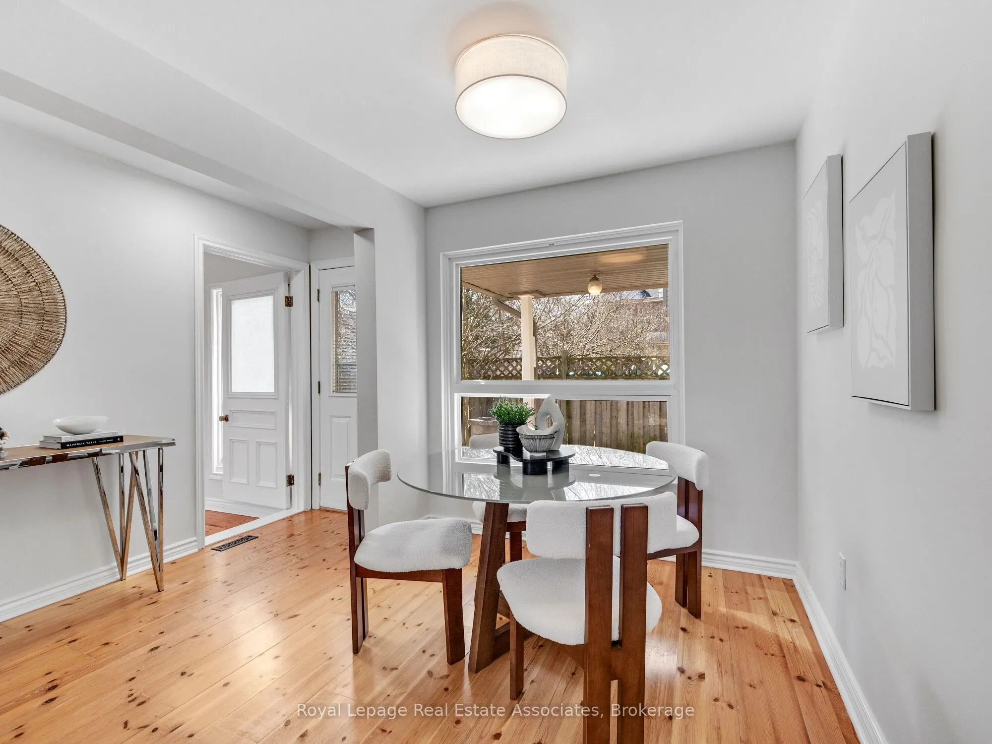 4 Dunray Court