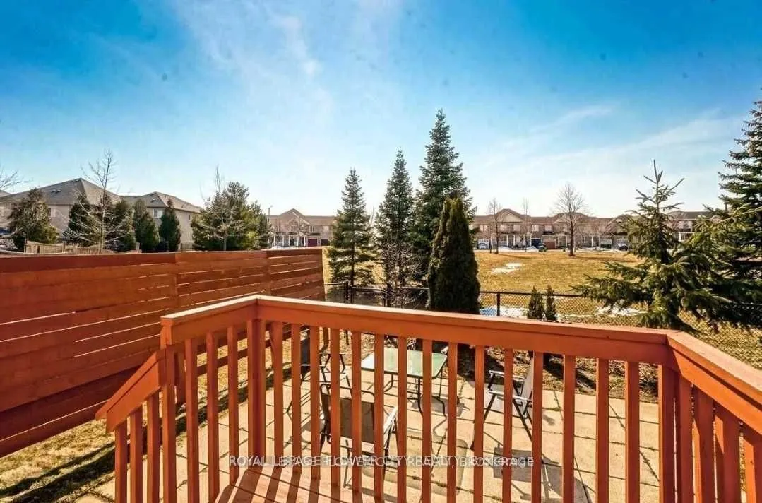 65 Tianalee Crescent