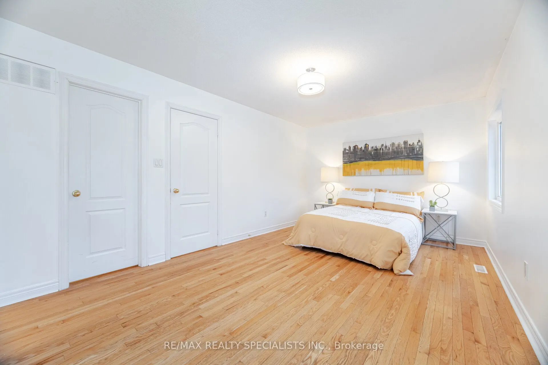 238 Giddings Crescent