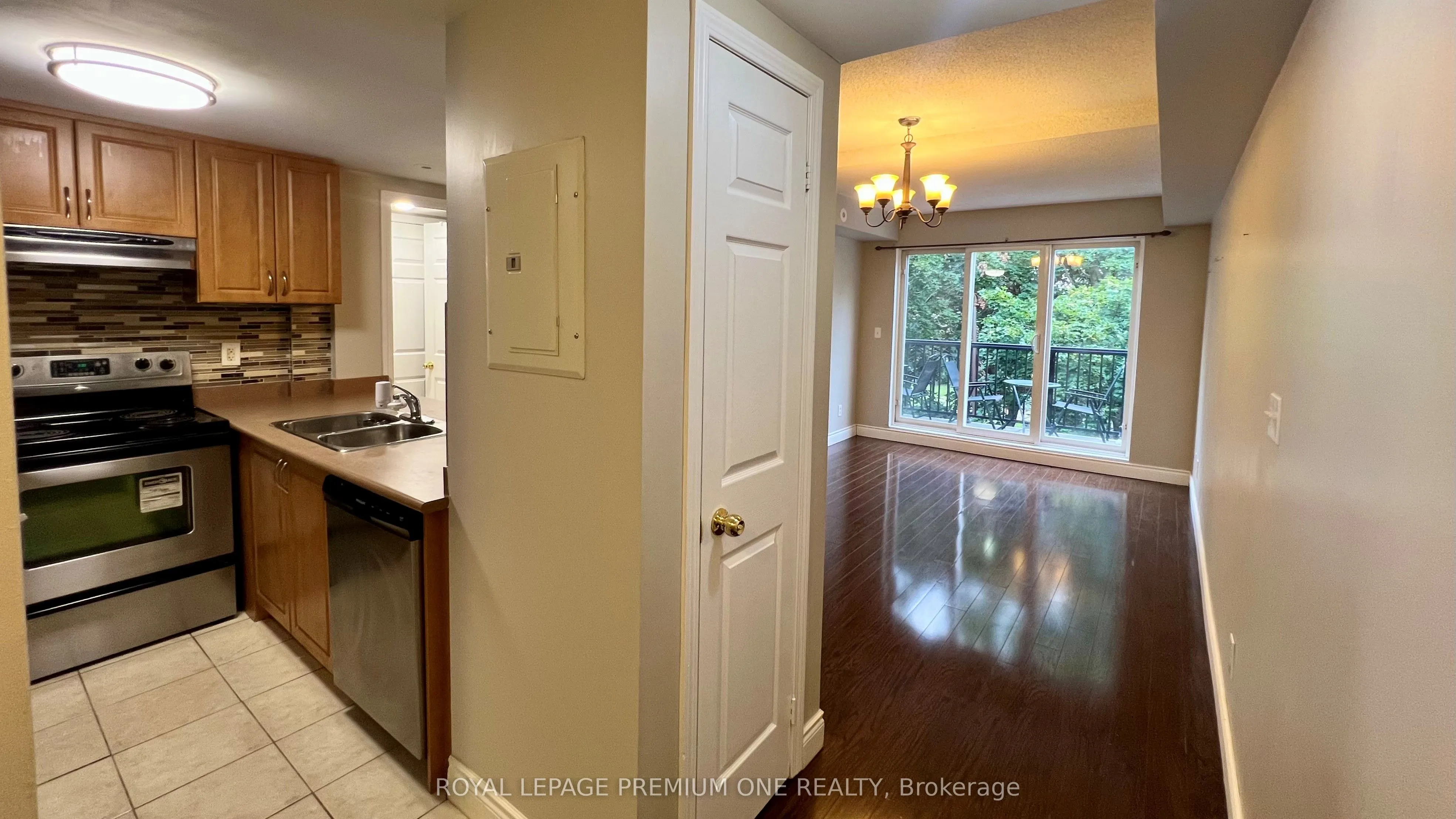 3041 Finch Avenue, #2069