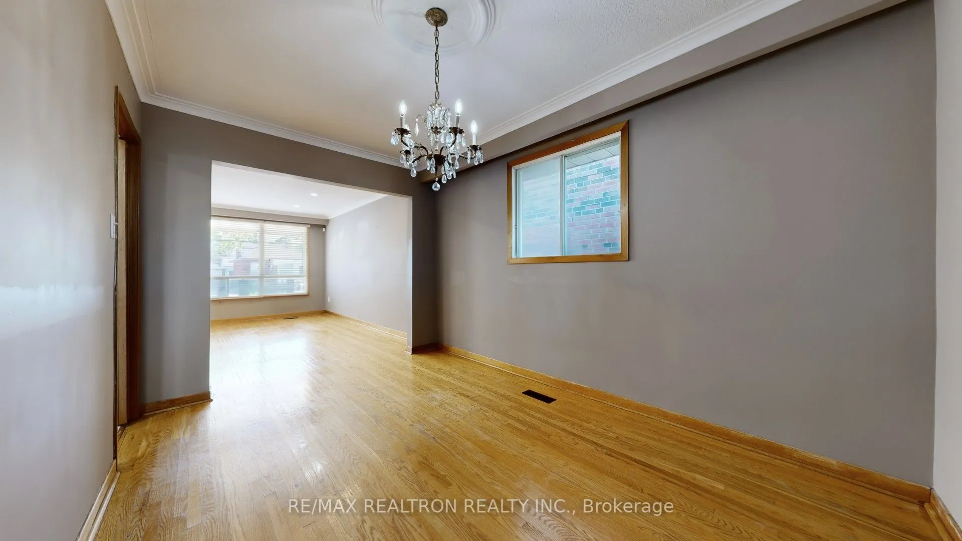 14 Little Boulevard