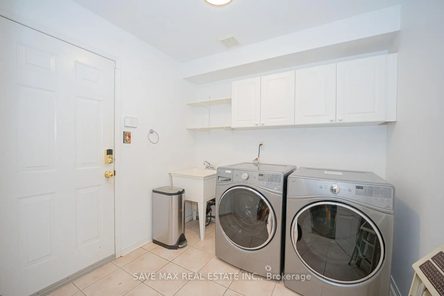 82 Belmont Boulevard