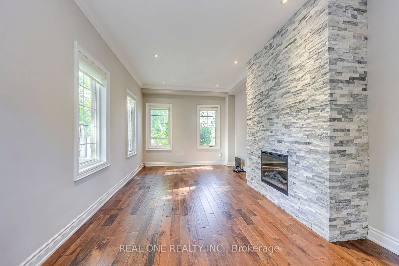 308 Morrison Road