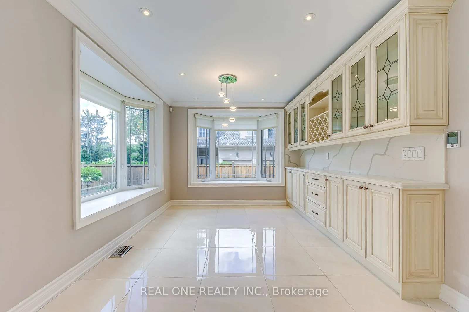308 Morrison Road