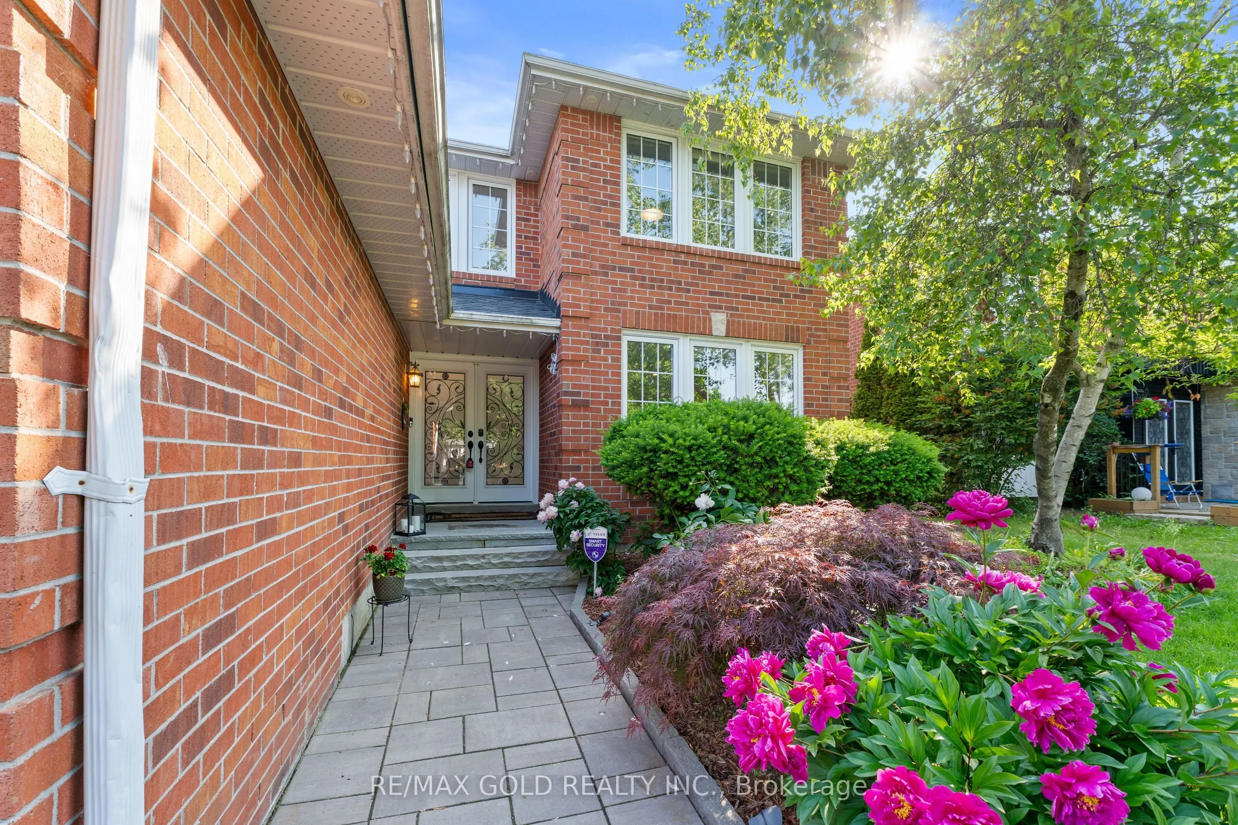 66 Barr Crescent