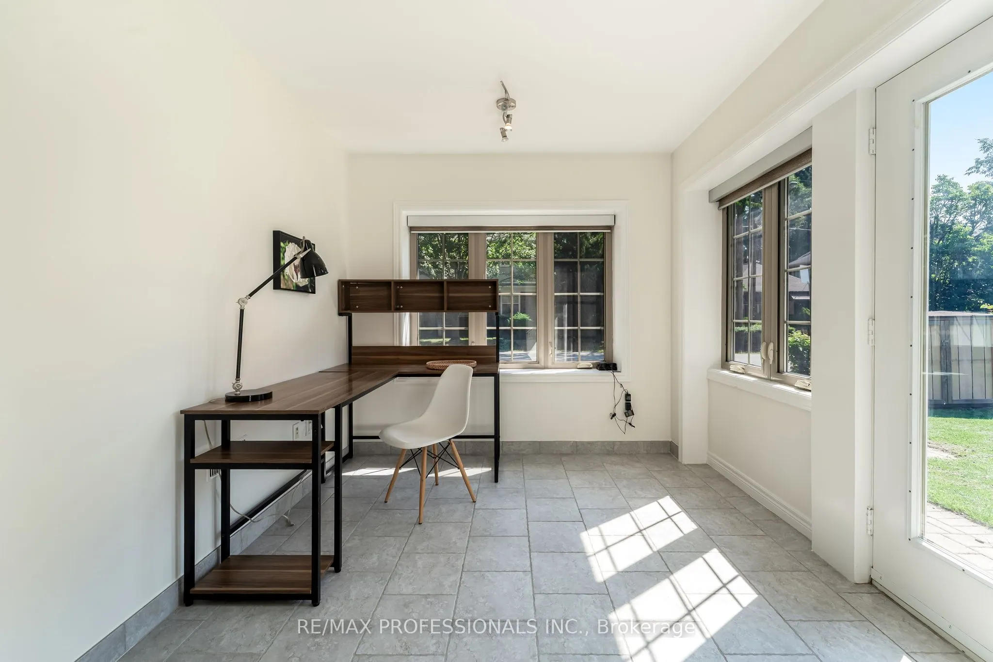 34 Monkton Avenue
