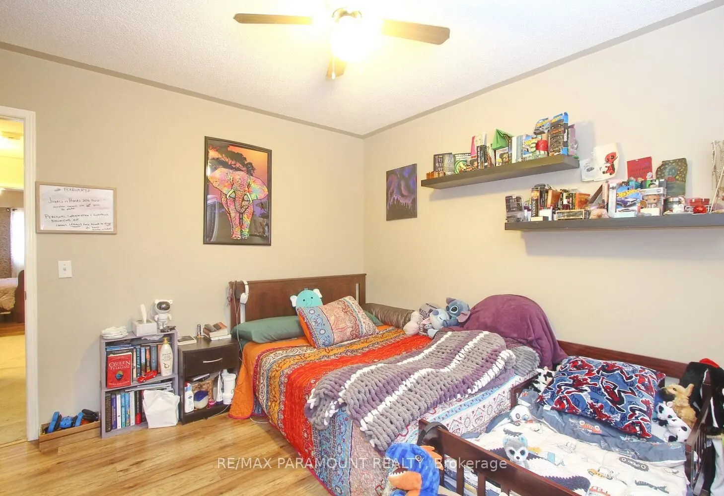 111 Sandyshores Drive W