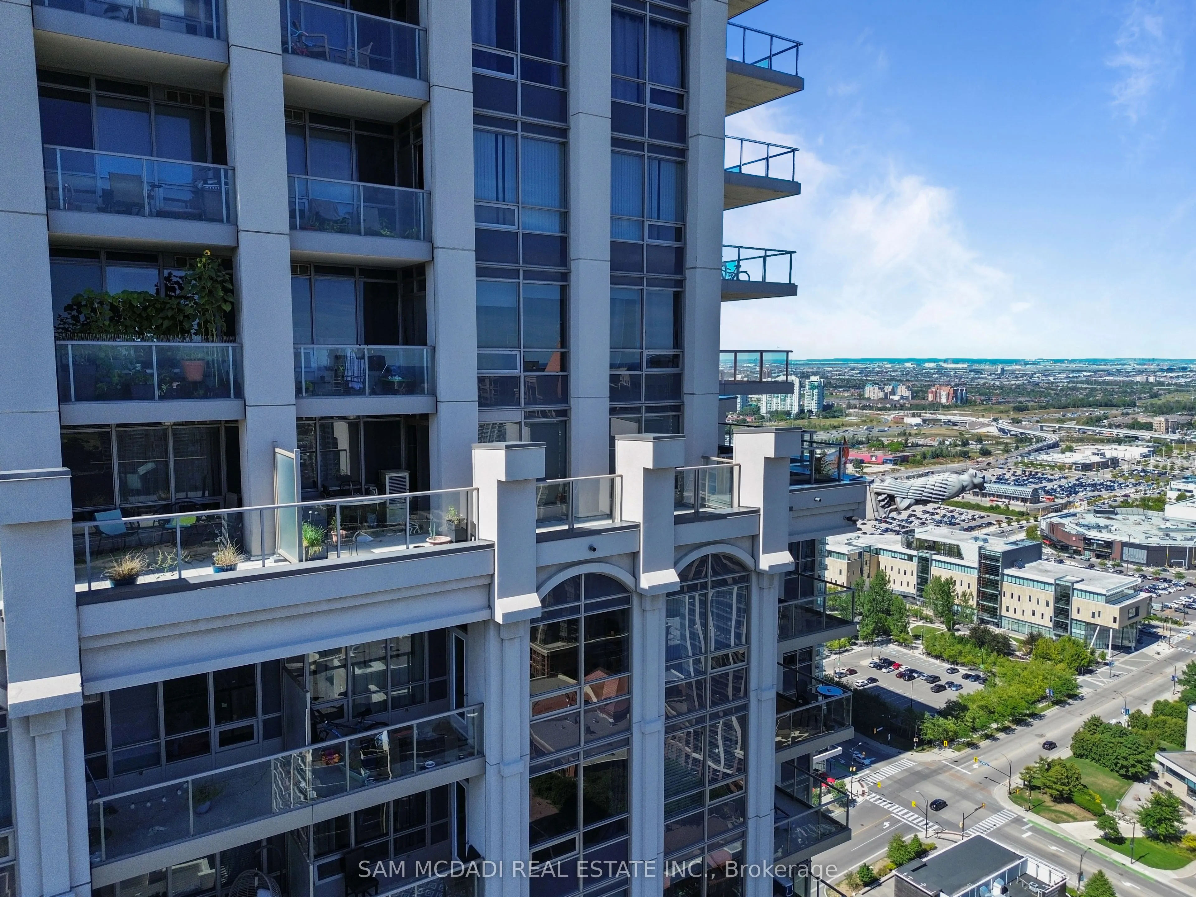 388 Prince Of Wales Drive, #2404