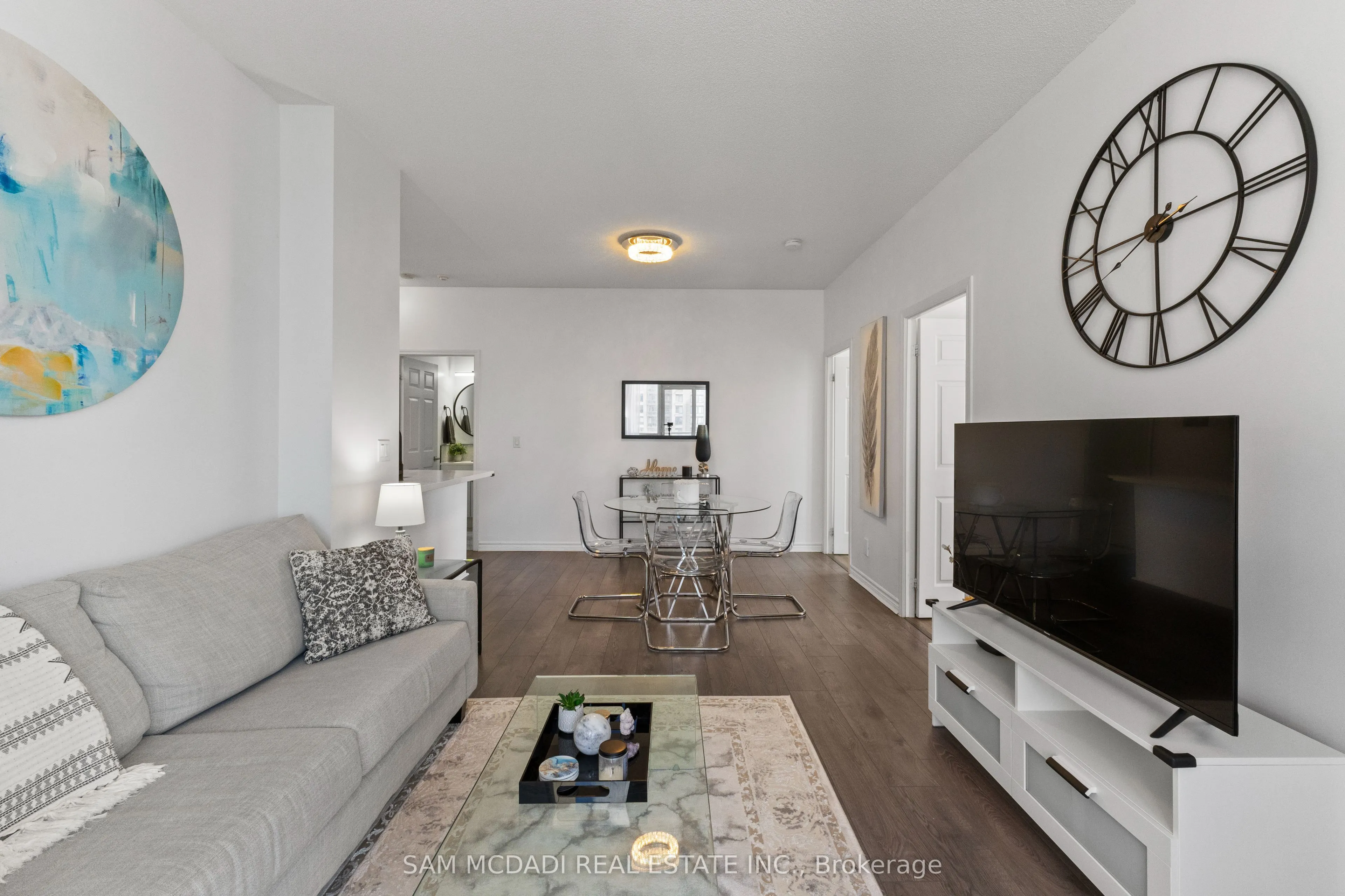 388 Prince Of Wales Drive, #2404