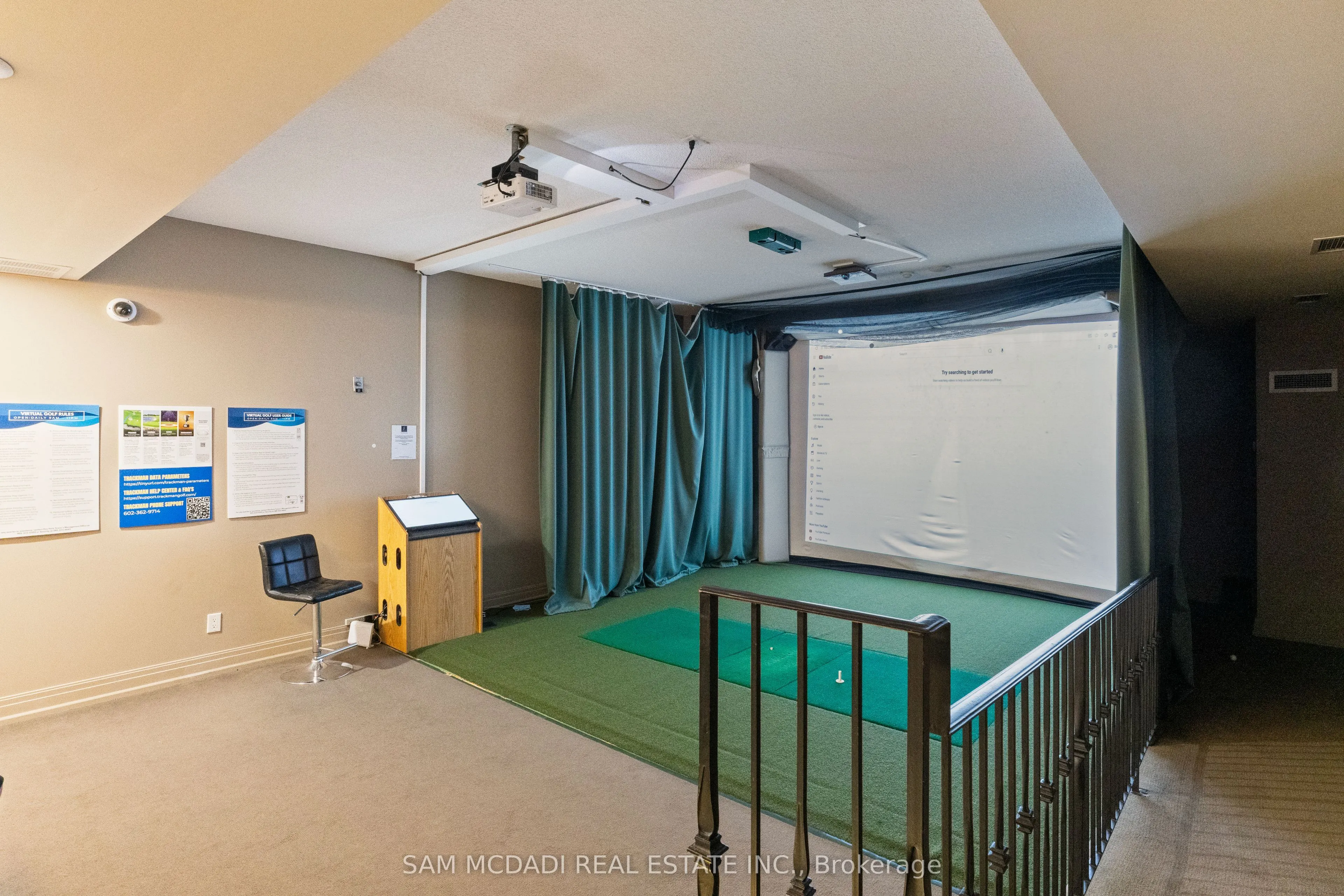 388 Prince Of Wales Drive, #2404