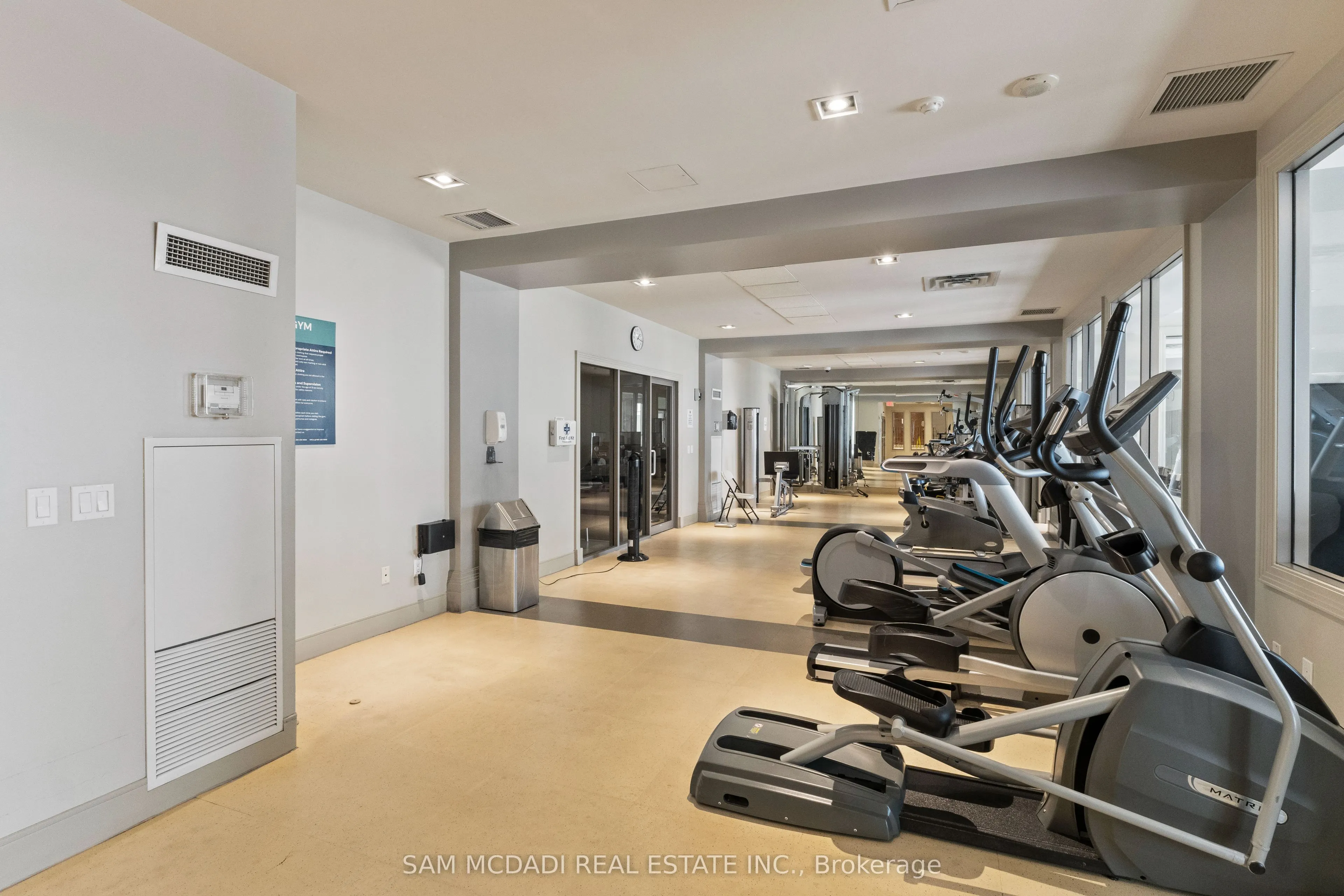 388 Prince Of Wales Drive, #2404
