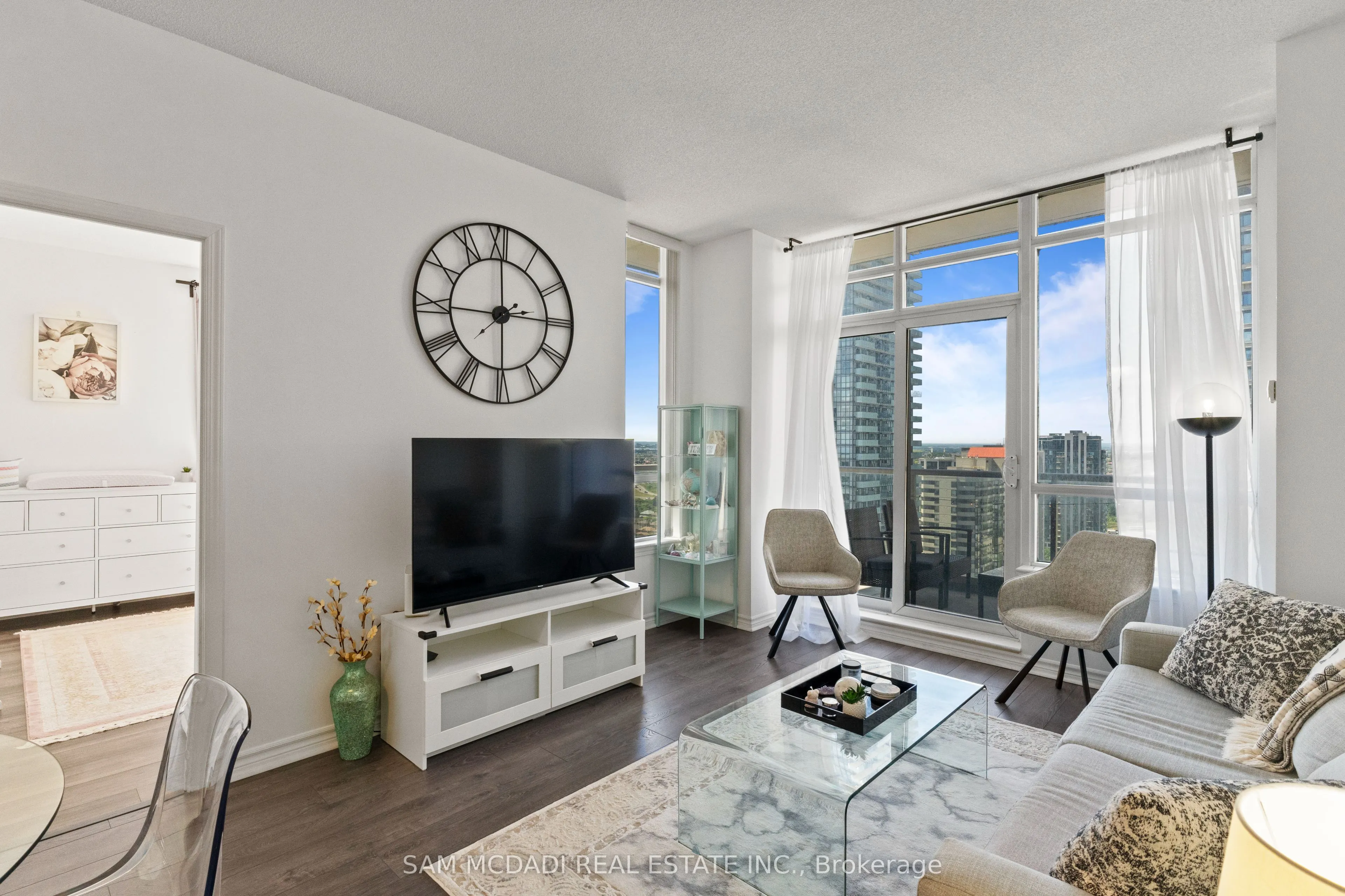 388 Prince Of Wales Drive, #2404