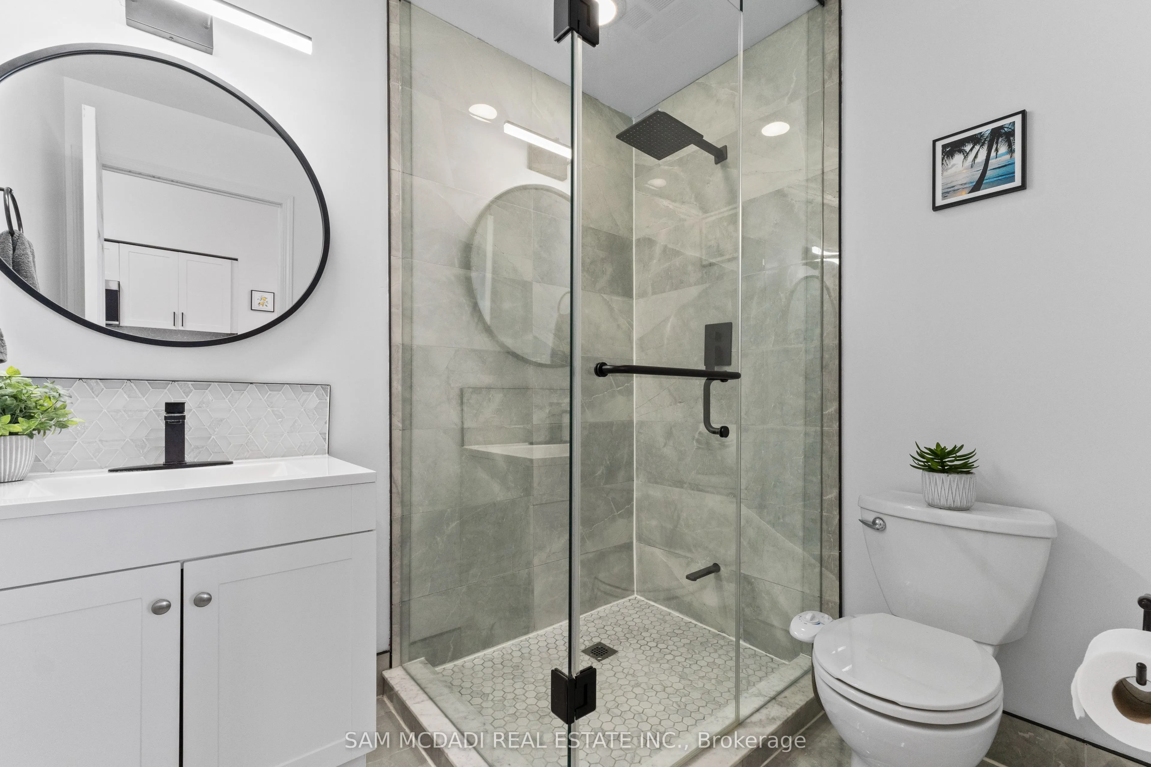 388 Prince Of Wales Drive, #2404