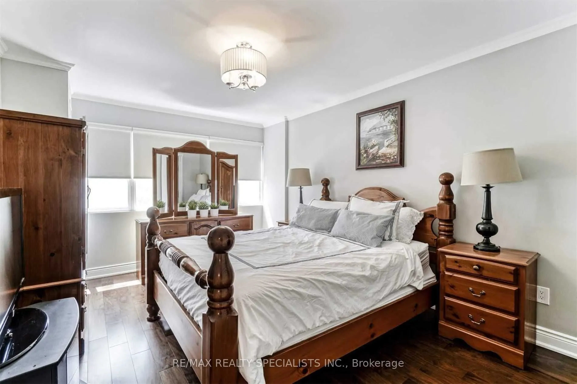 50 Elm Drive E, #203