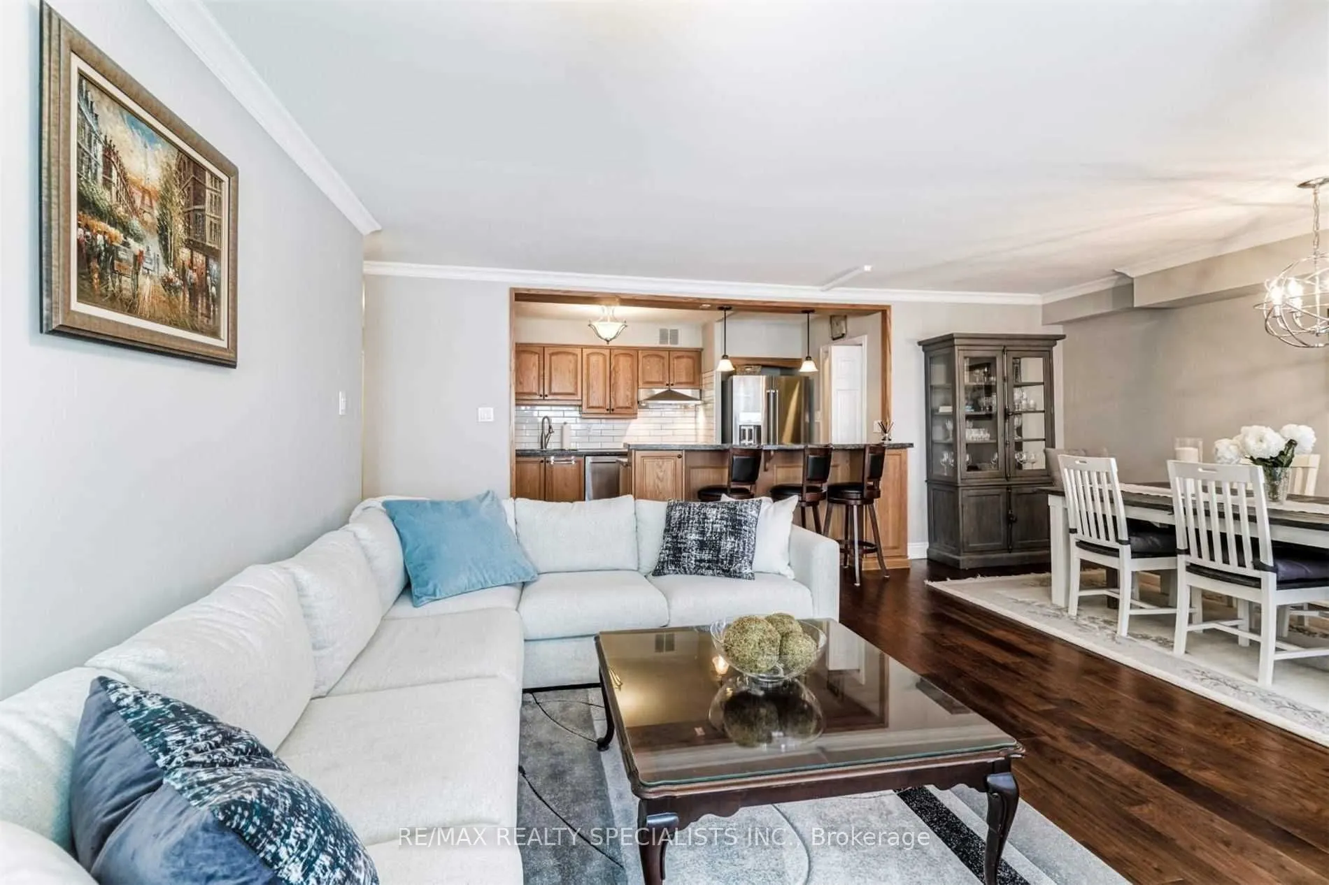 50 Elm Drive E, #203