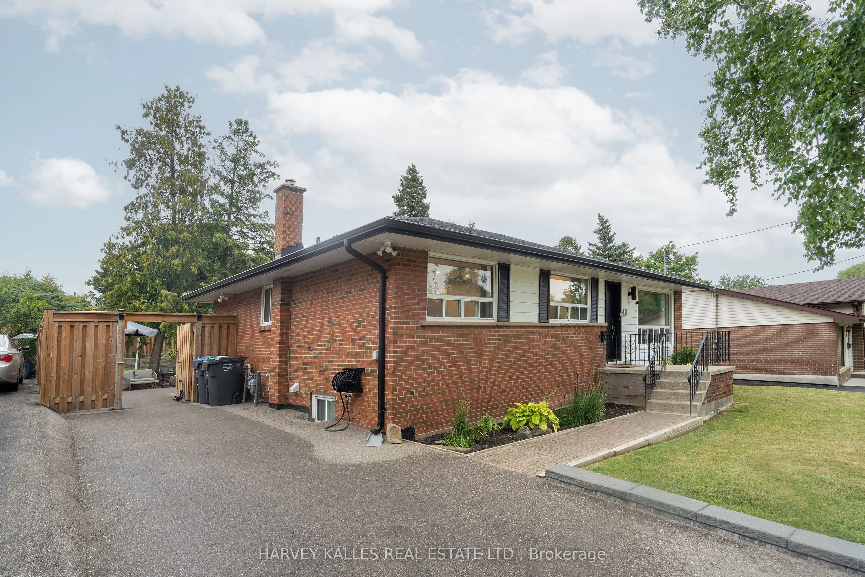 49 Theodore Drive
