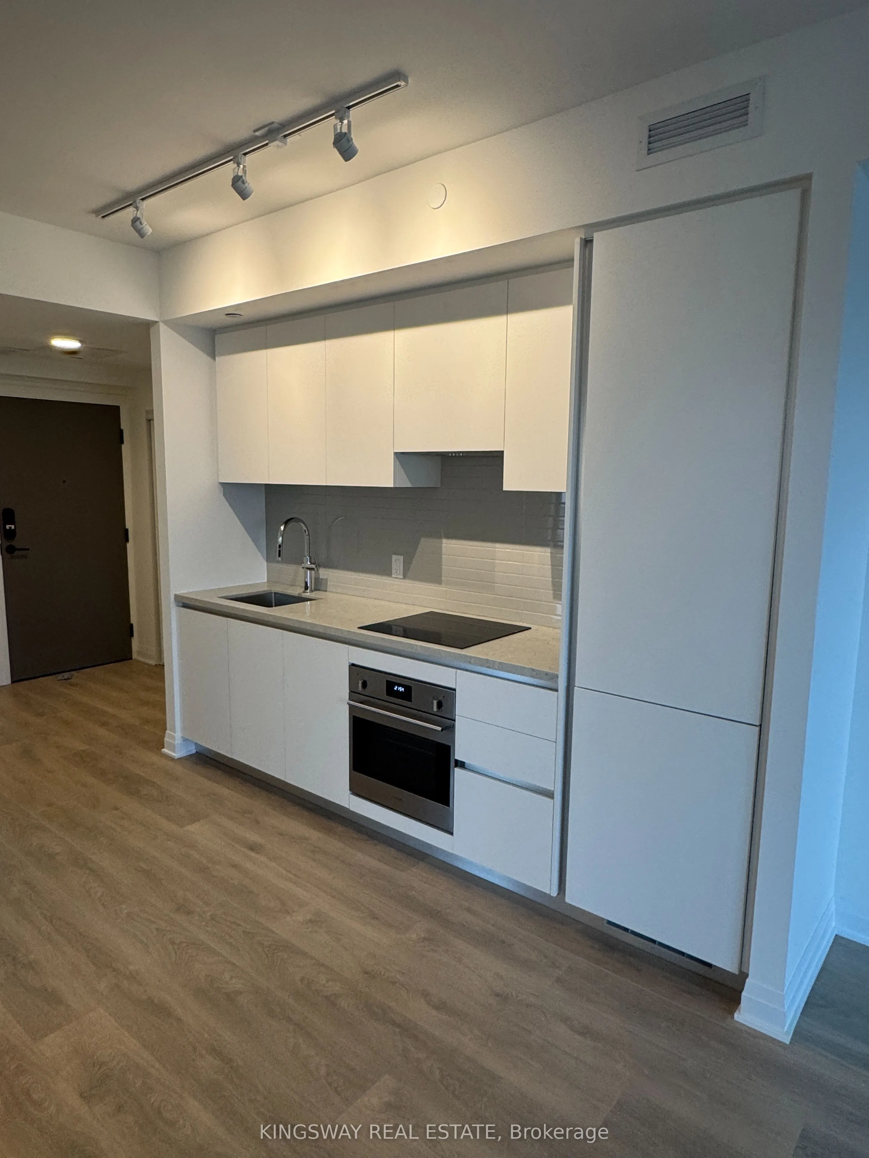 4015 The Exchange, #1510