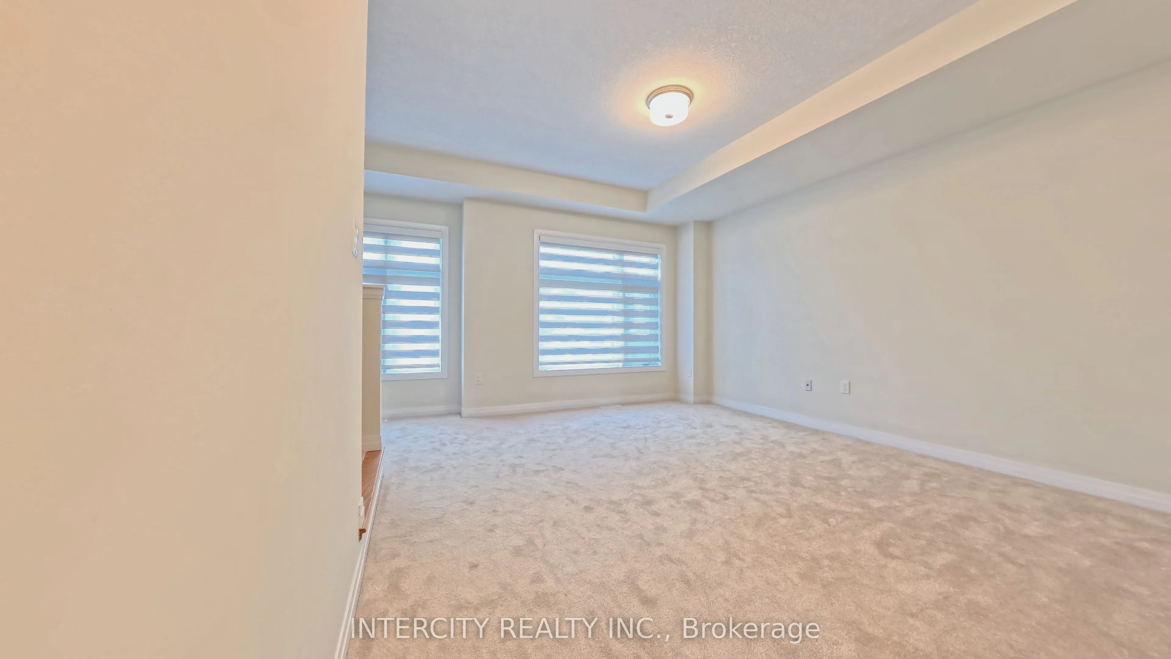 76 Fieldridge Crescent