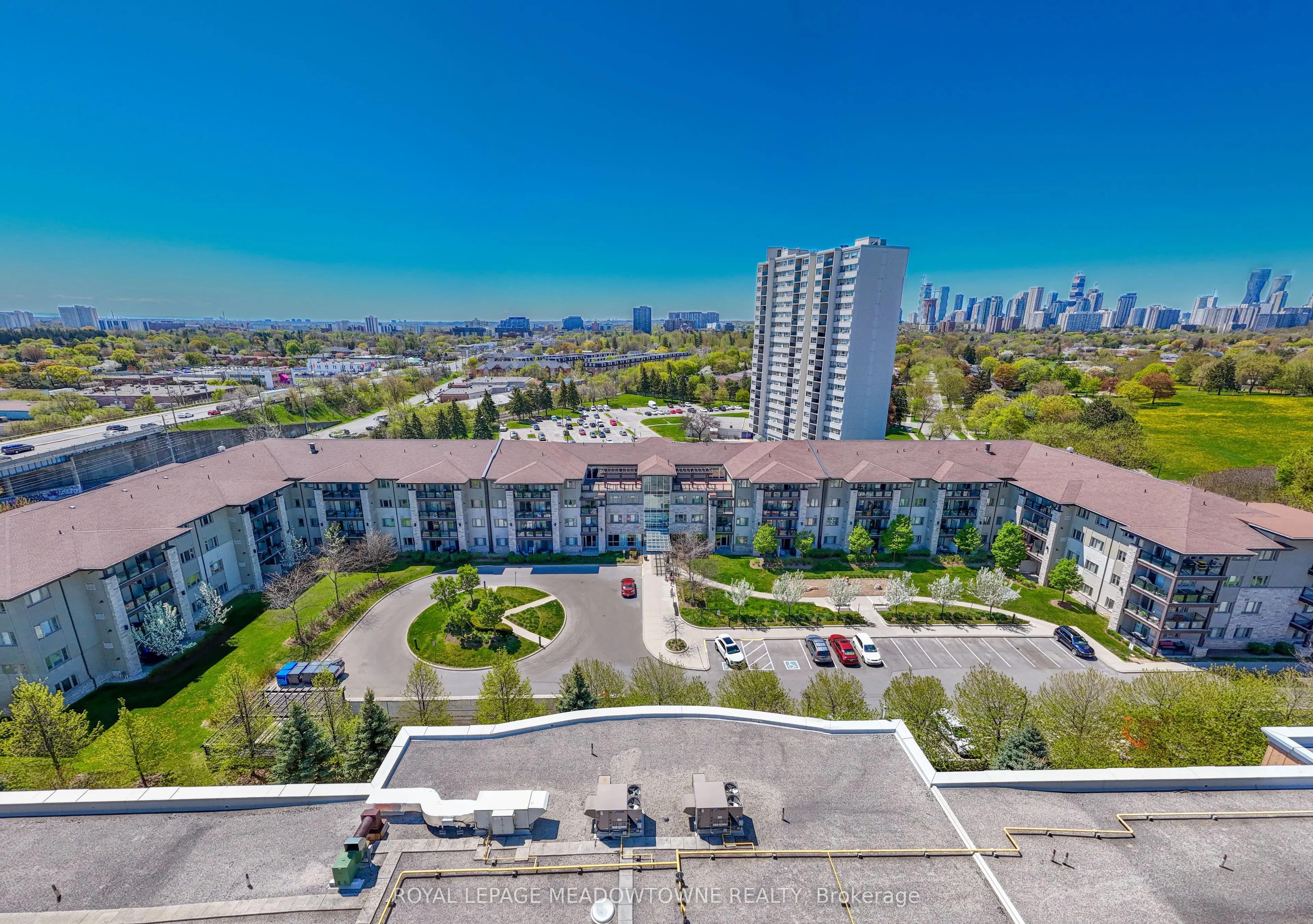 570 Lolita Gardens, #125