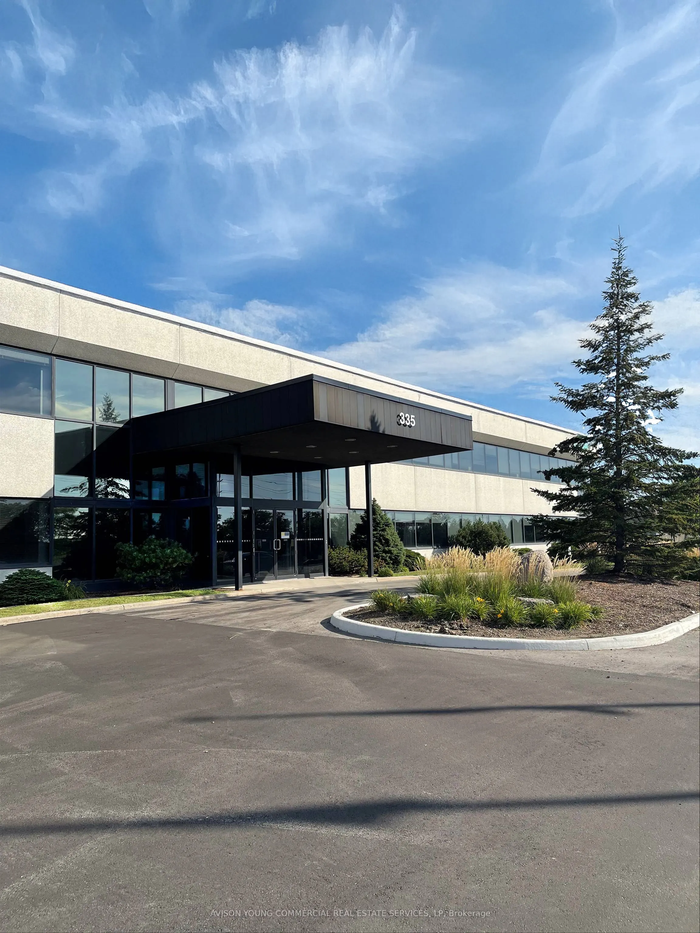 335 Britannia Road E, #2nd Flr