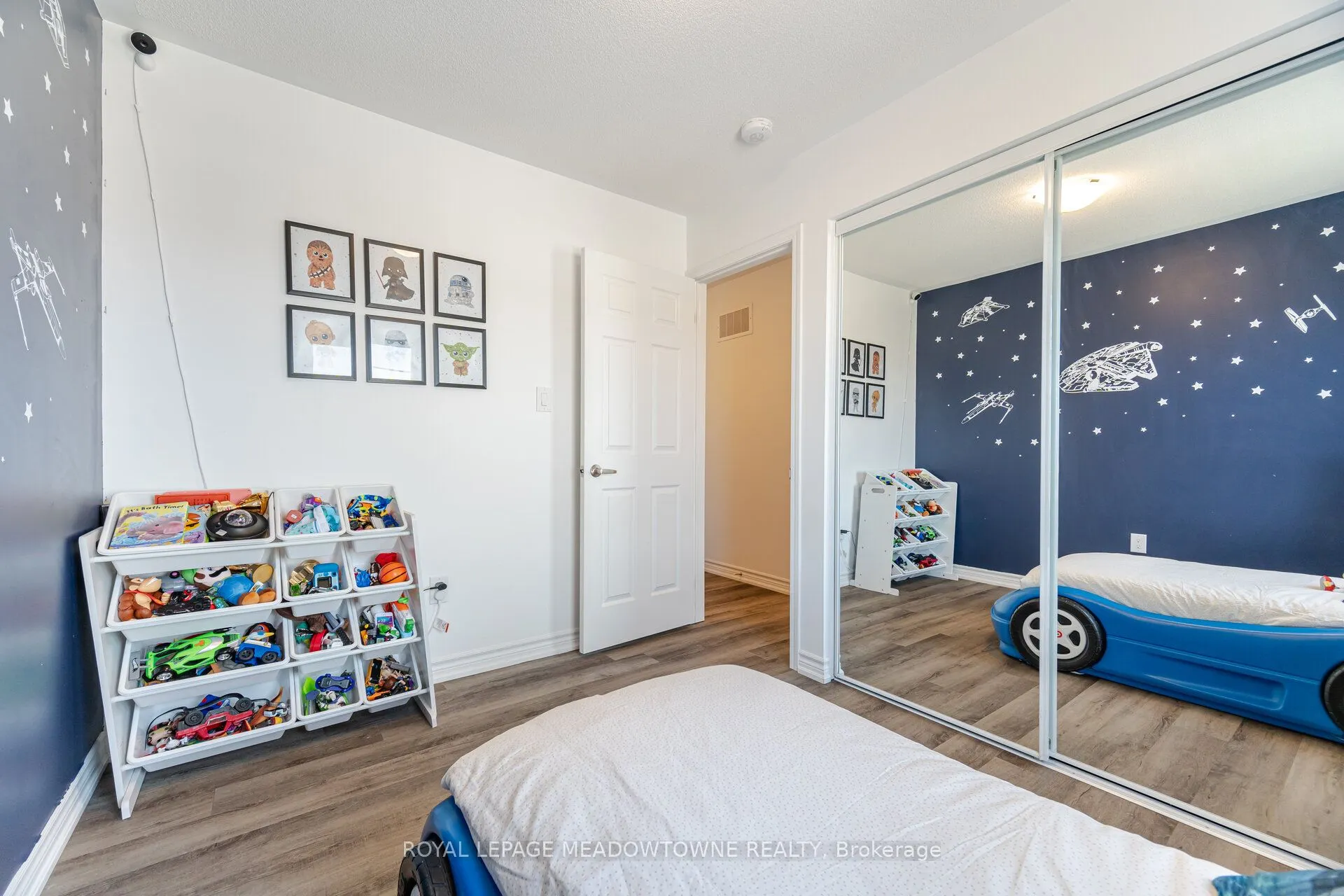 898 Cactus Point