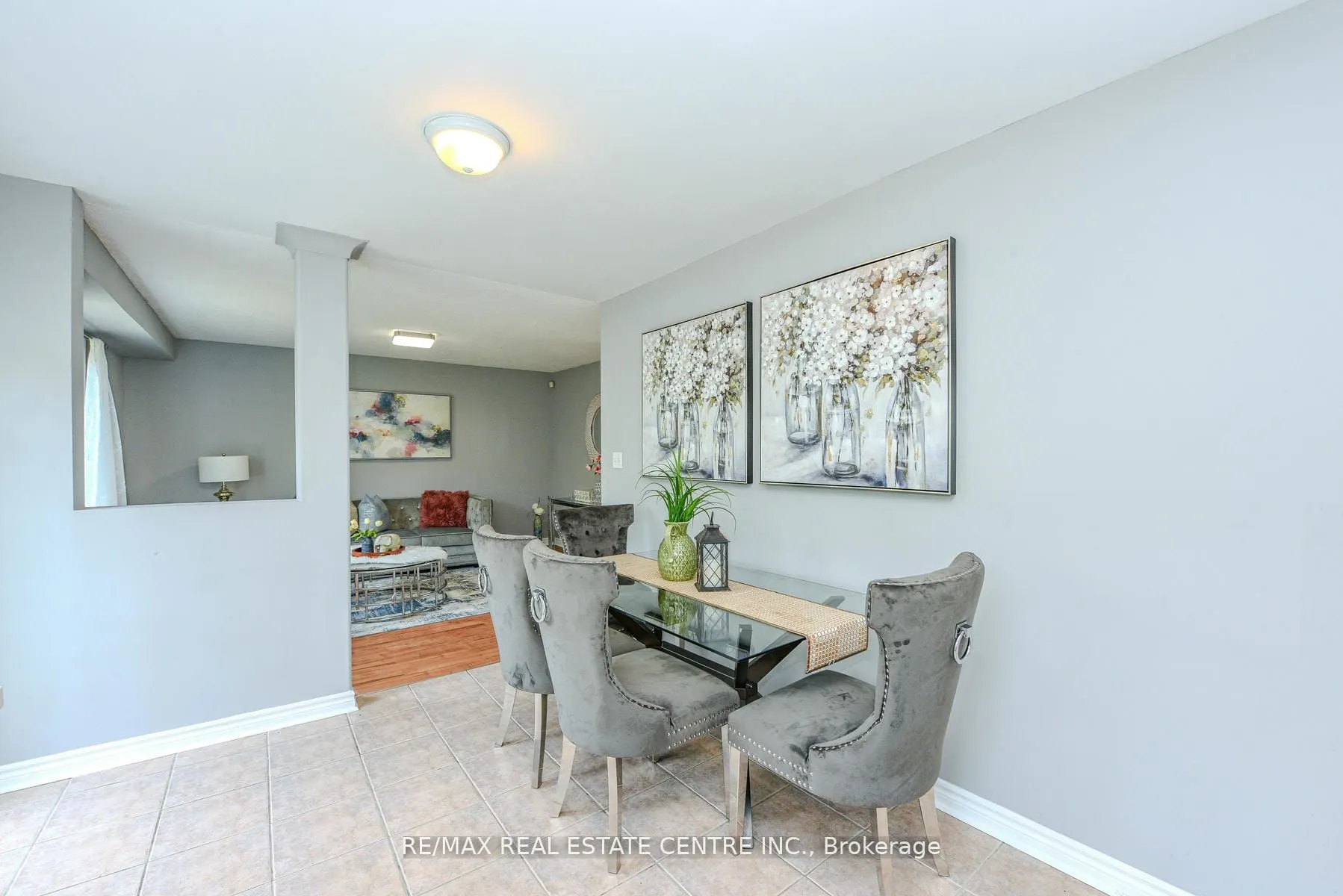 2155 Peachtree Lane