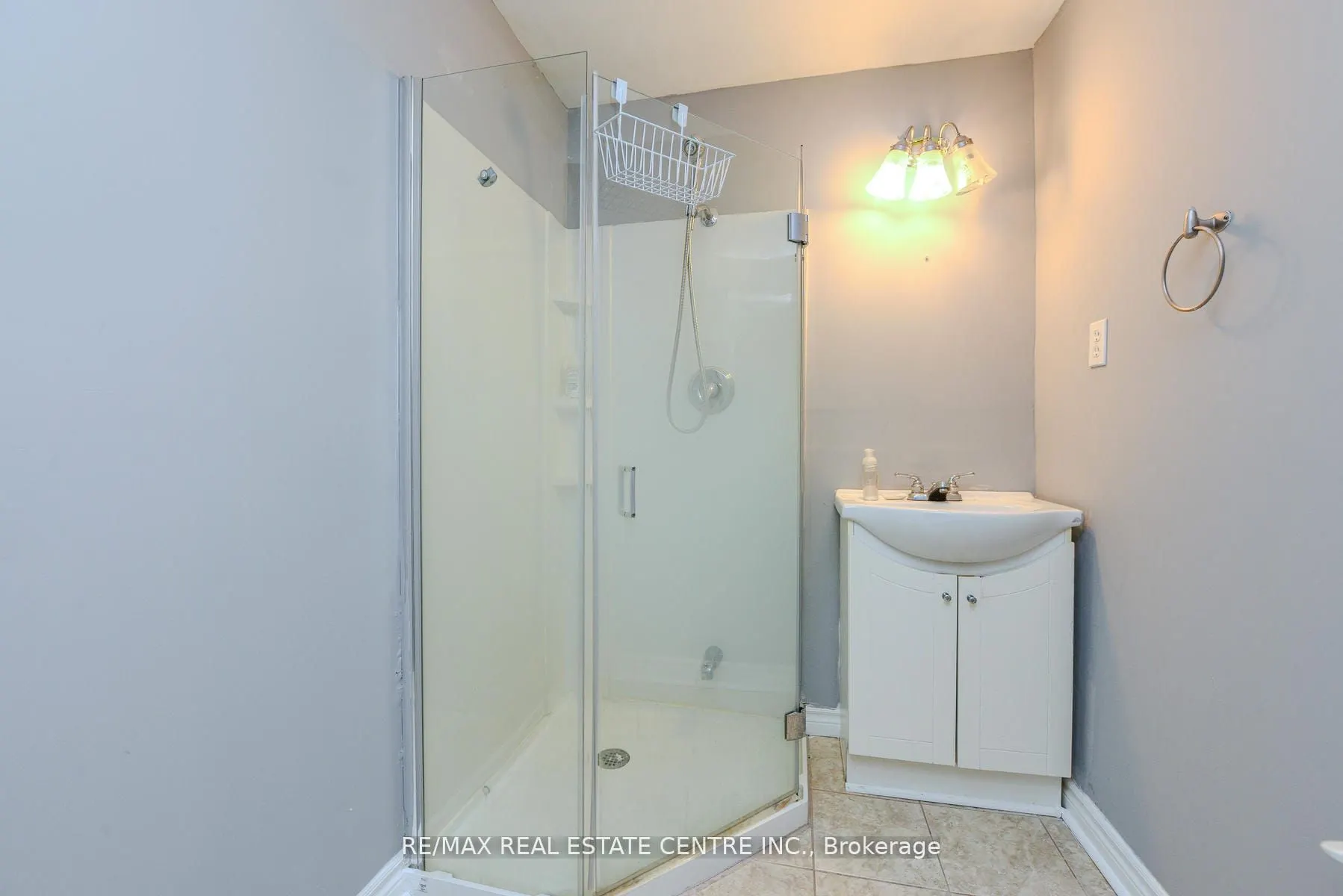 2155 Peachtree Lane