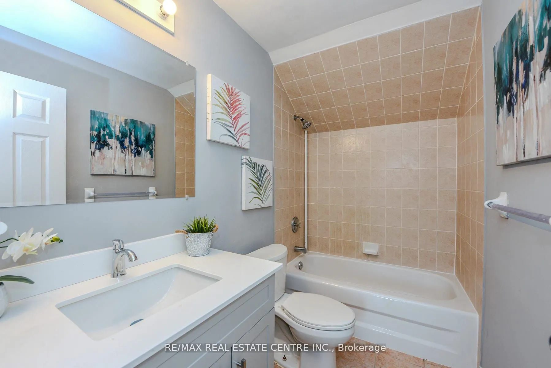 2155 Peachtree Lane