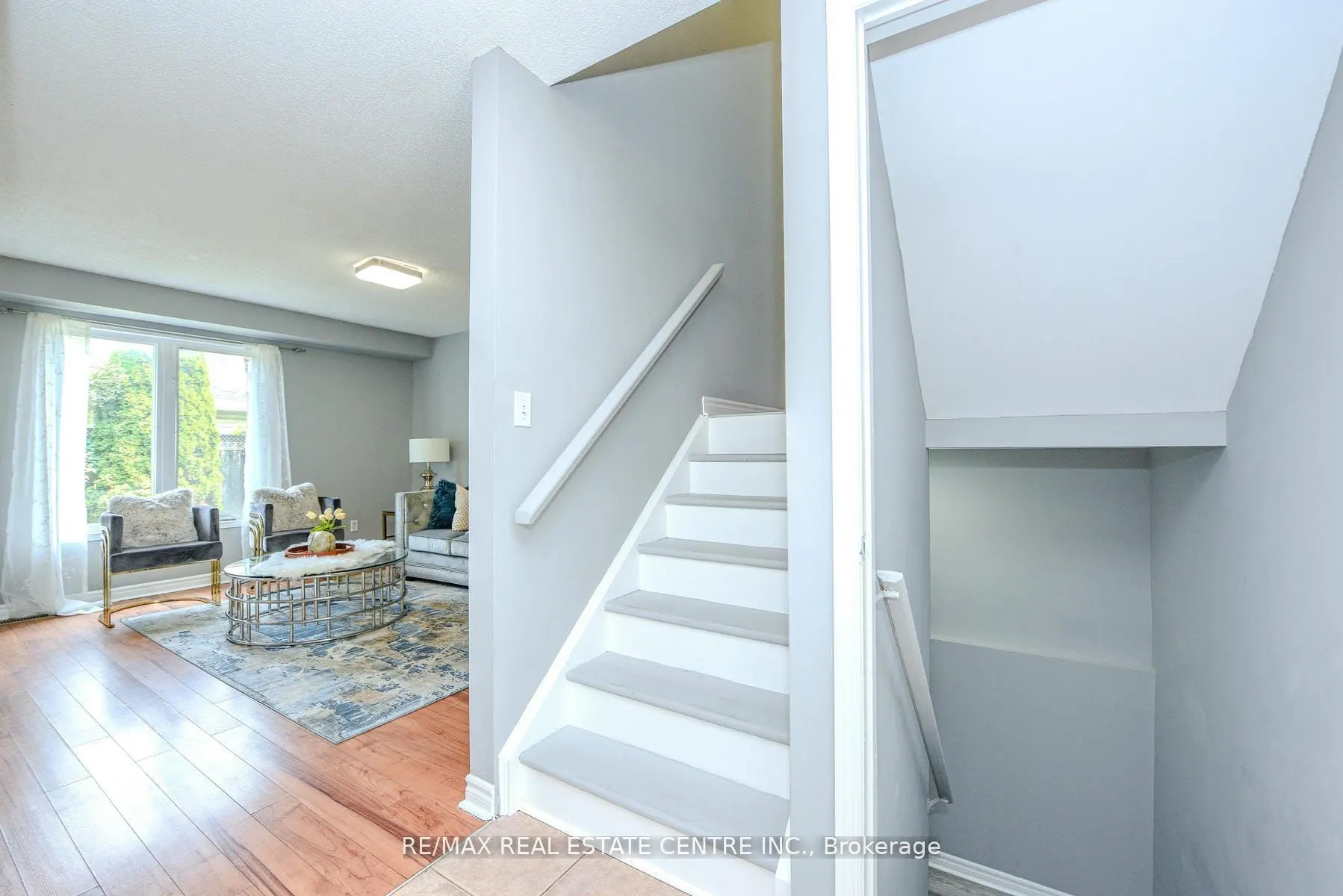 2155 Peachtree Lane