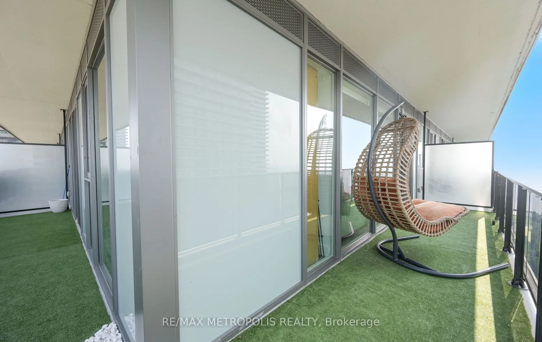 70 ANNIE CRAIG Drive, #2808