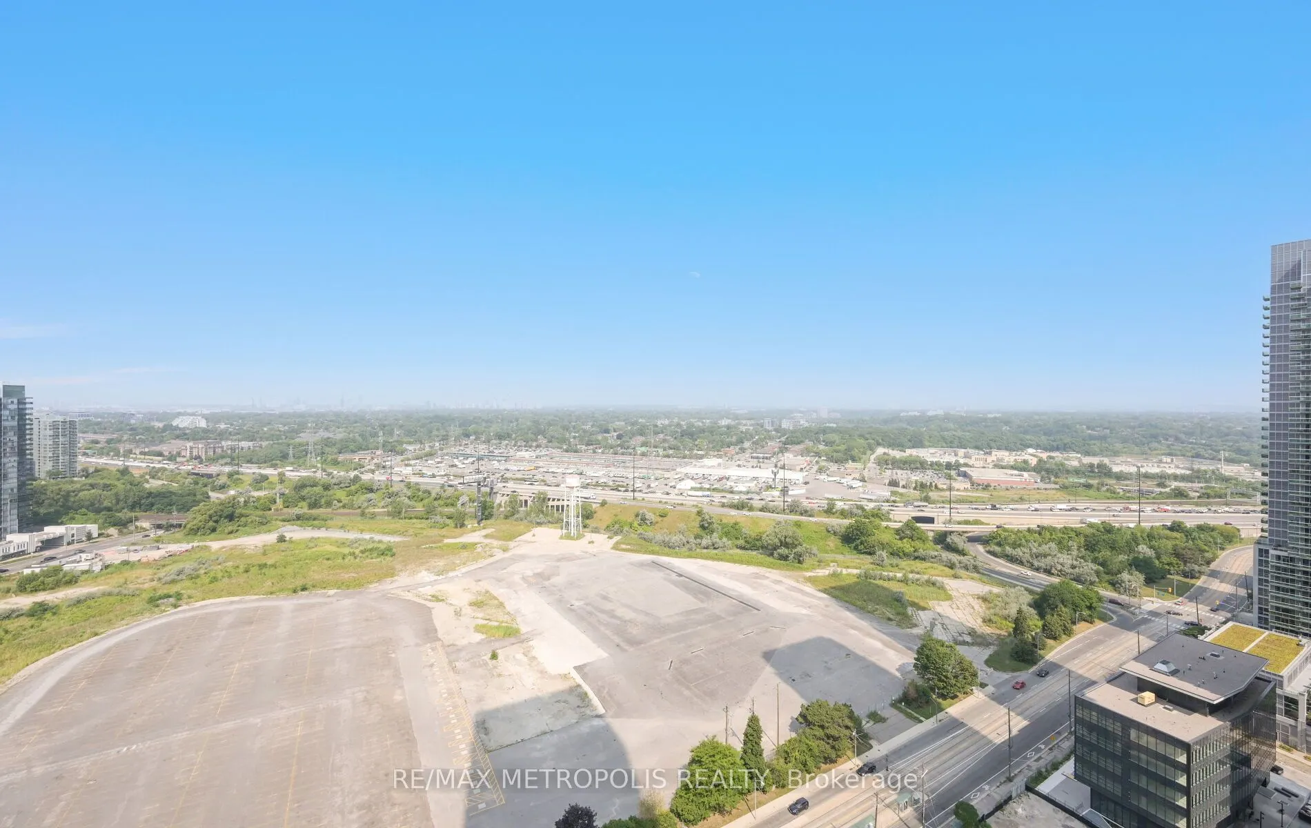 70 ANNIE CRAIG Drive, #2808