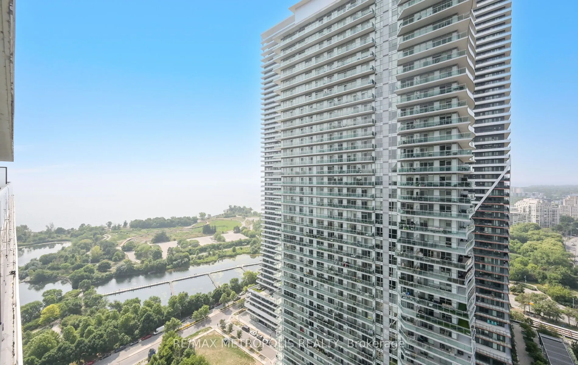 70 ANNIE CRAIG Drive, #2808