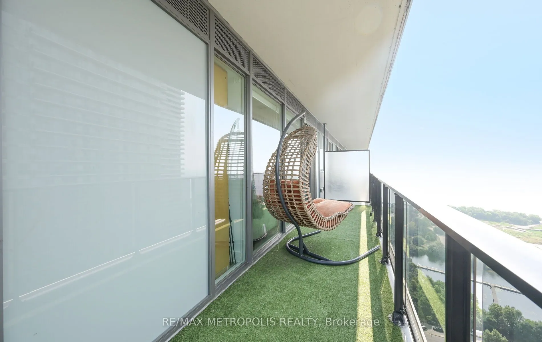 70 ANNIE CRAIG Drive, #2808