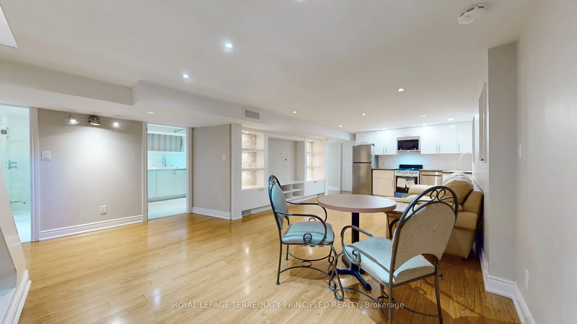 14 Hedges Boulevard, #Lower