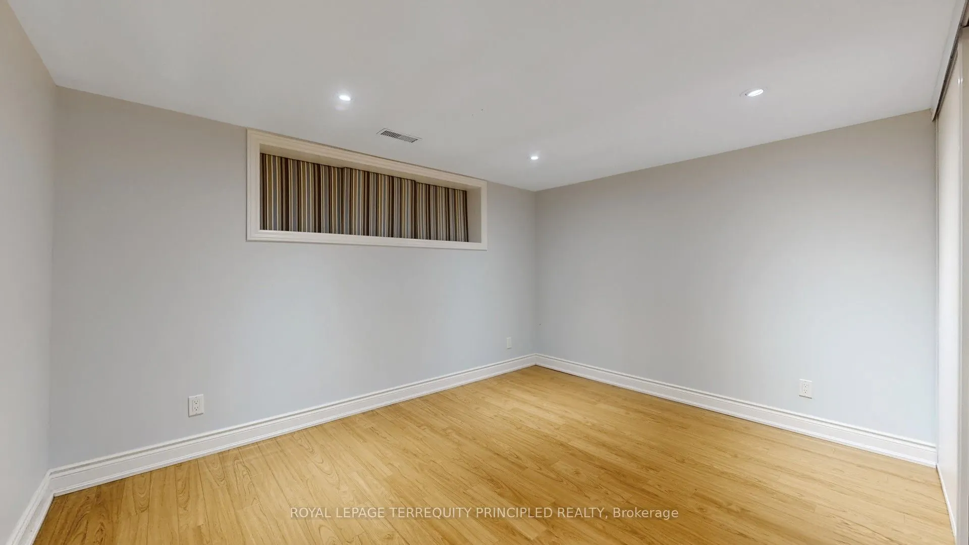 14 Hedges Boulevard, #Lower